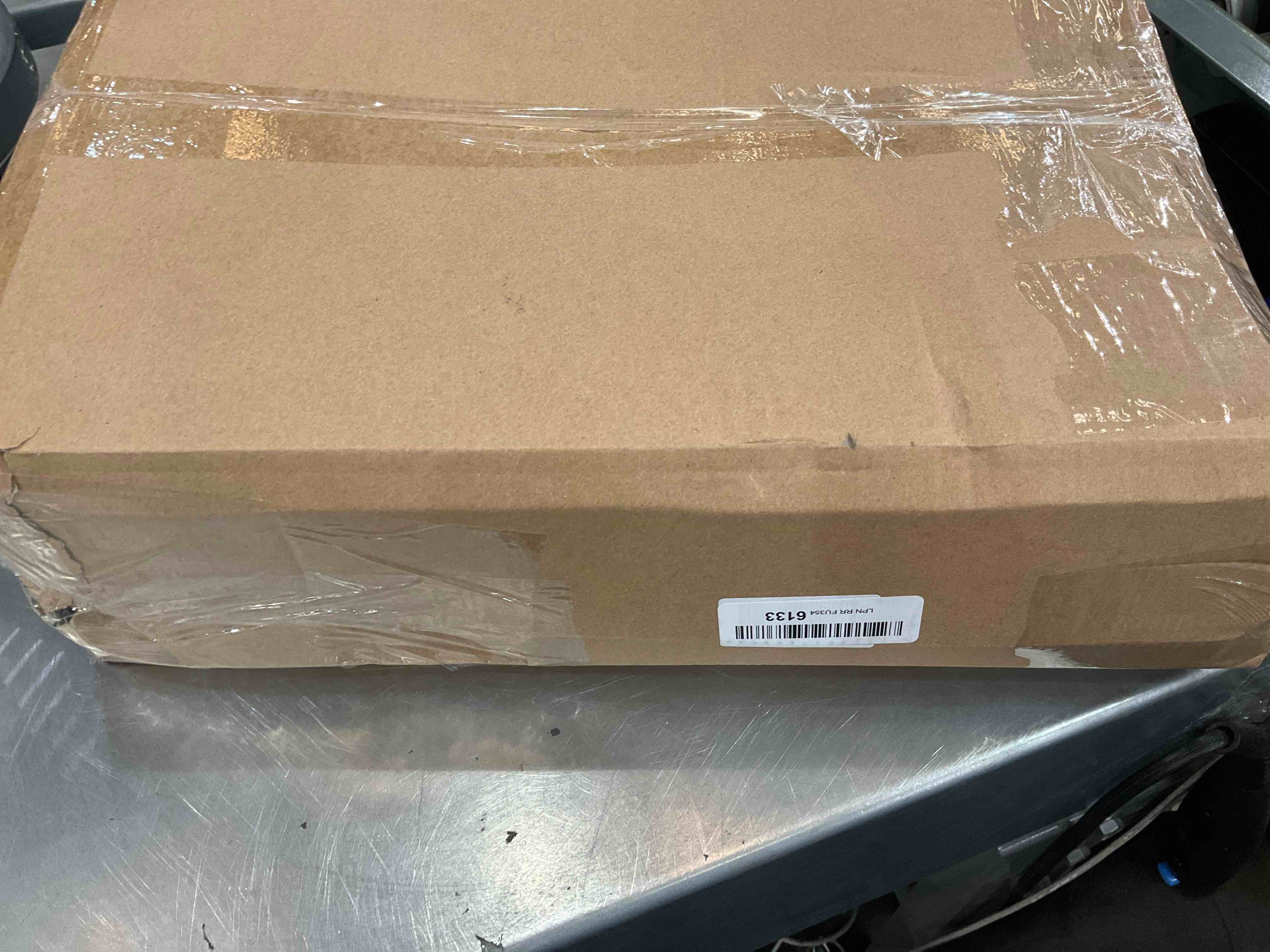 https://s3.amazonaws.com/lotting-images-prod/bidfta/EXS00360450_1690991285499.jpeg