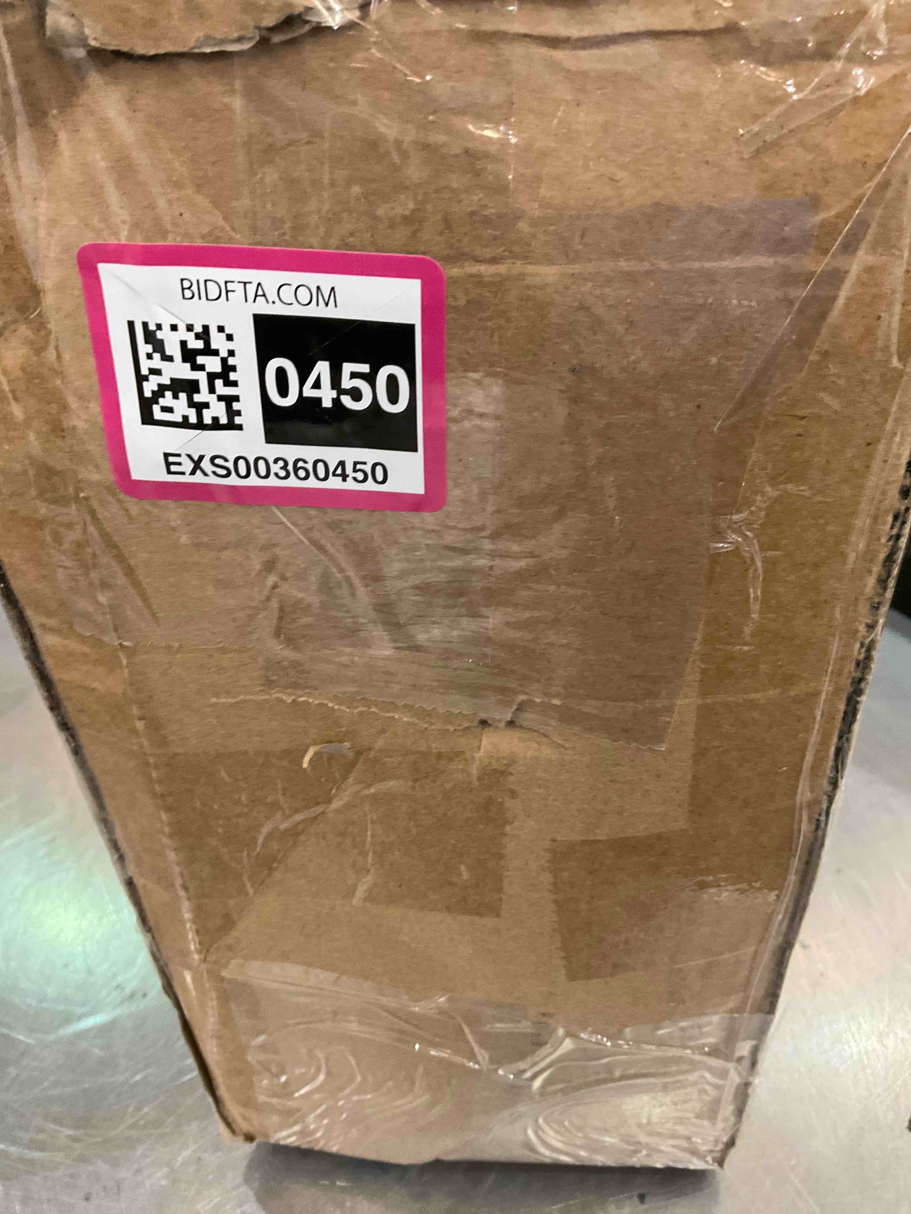 https://s3.amazonaws.com/lotting-images-prod/bidfta/EXS00360450_1690991305303.jpeg