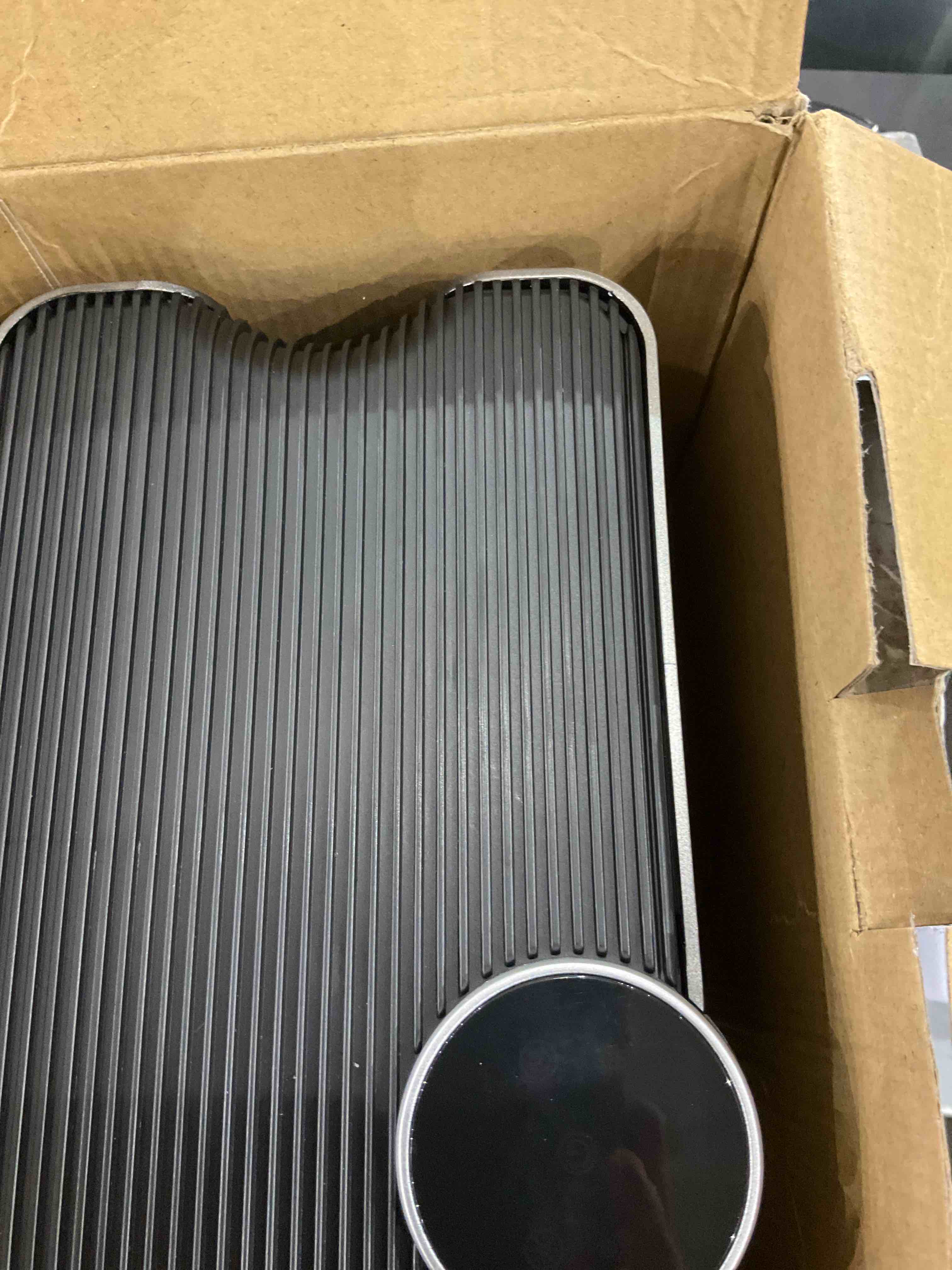 https://s3.amazonaws.com/lotting-images-prod/bidfta/EXS00361379_1694088121594.jpeg