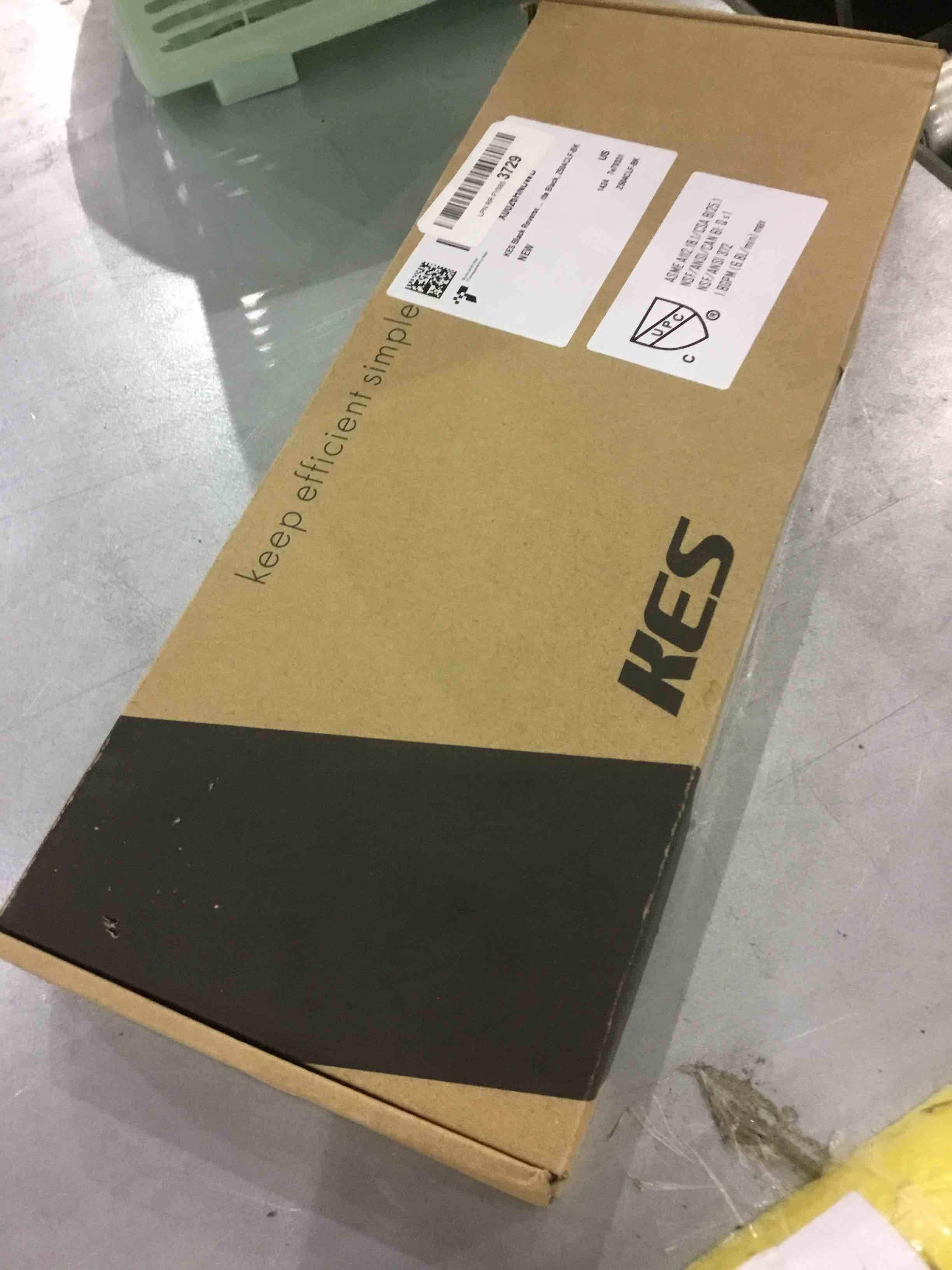 https://s3.amazonaws.com/lotting-images-prod/bidfta/EXS00362144_1690459118280.jpeg
