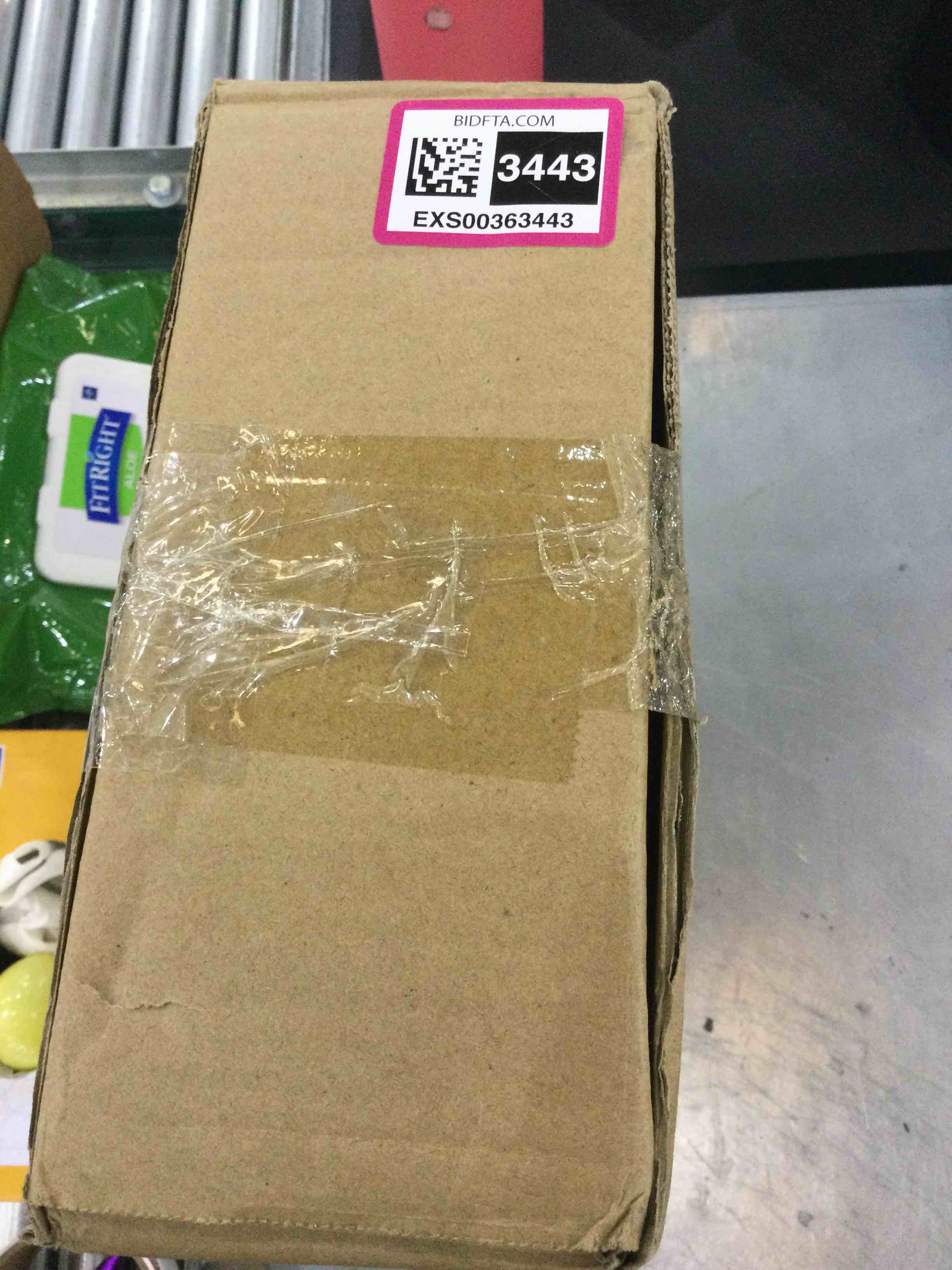 https://s3.amazonaws.com/lotting-images-prod/bidfta/EXS00363443_1690996449907.jpeg