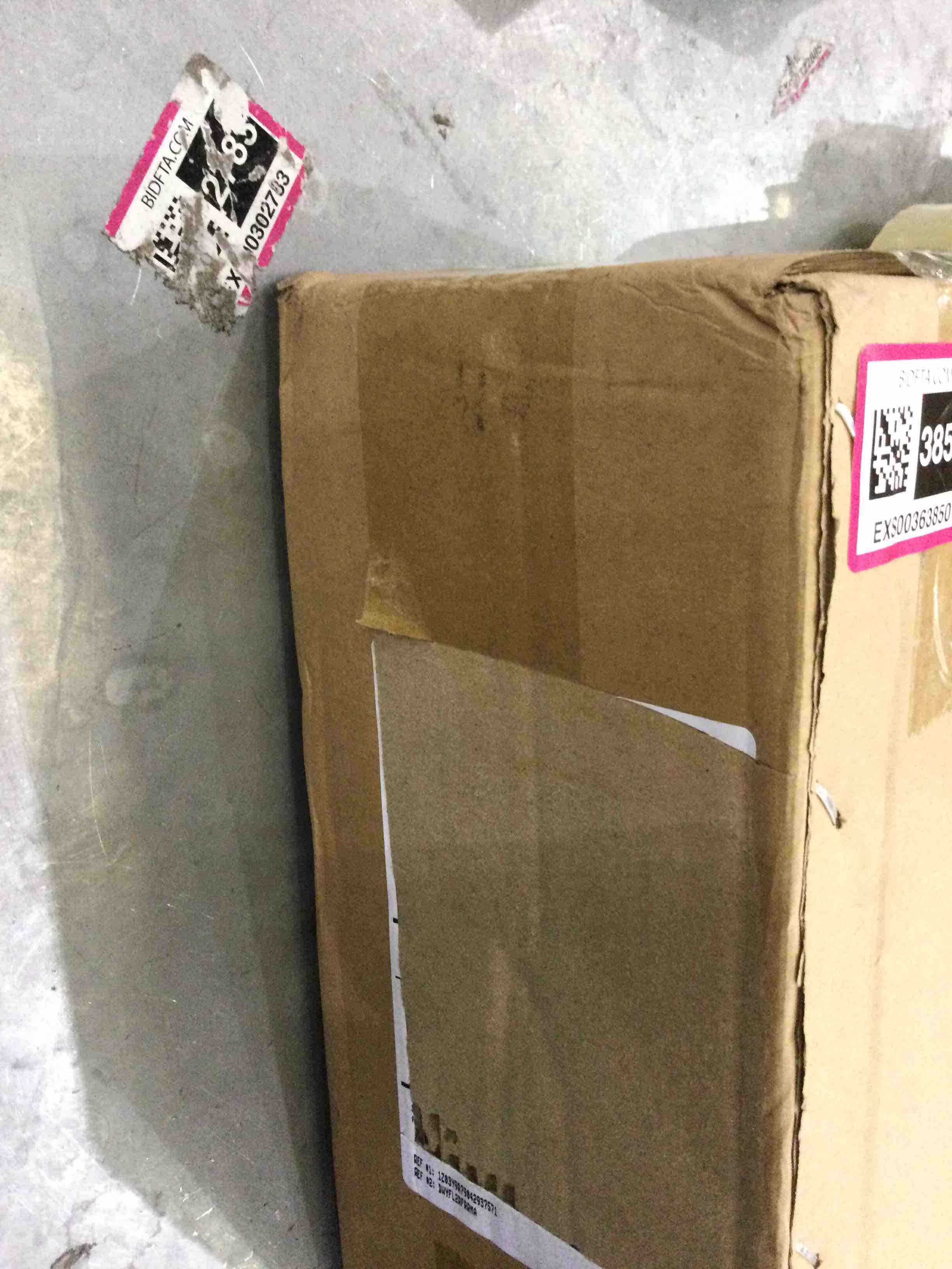 https://s3.amazonaws.com/lotting-images-prod/bidfta/EXS00363850_1691171126212.jpeg