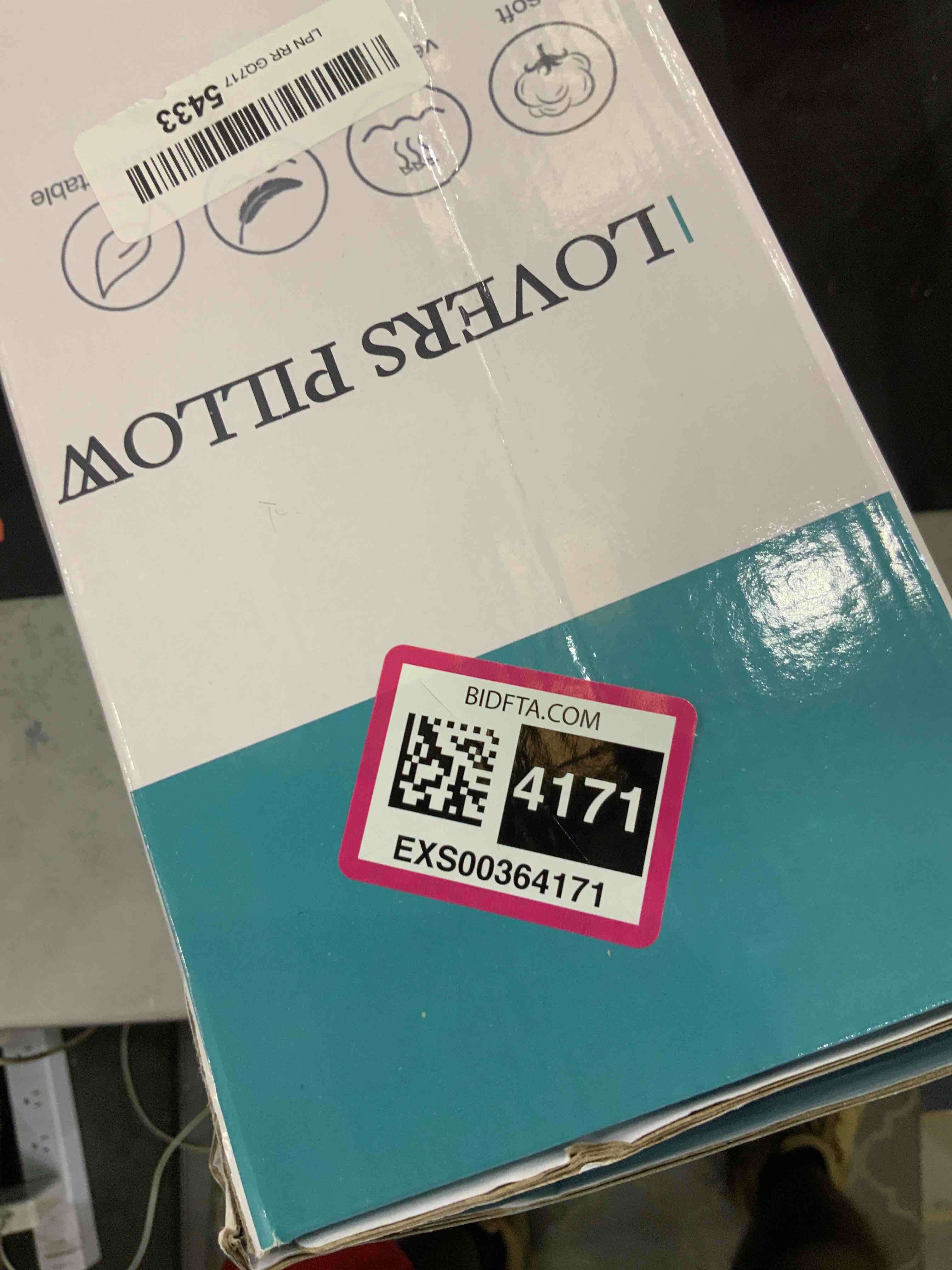 https://s3.amazonaws.com/lotting-images-prod/bidfta/EXS00364171_1692103116957.jpeg