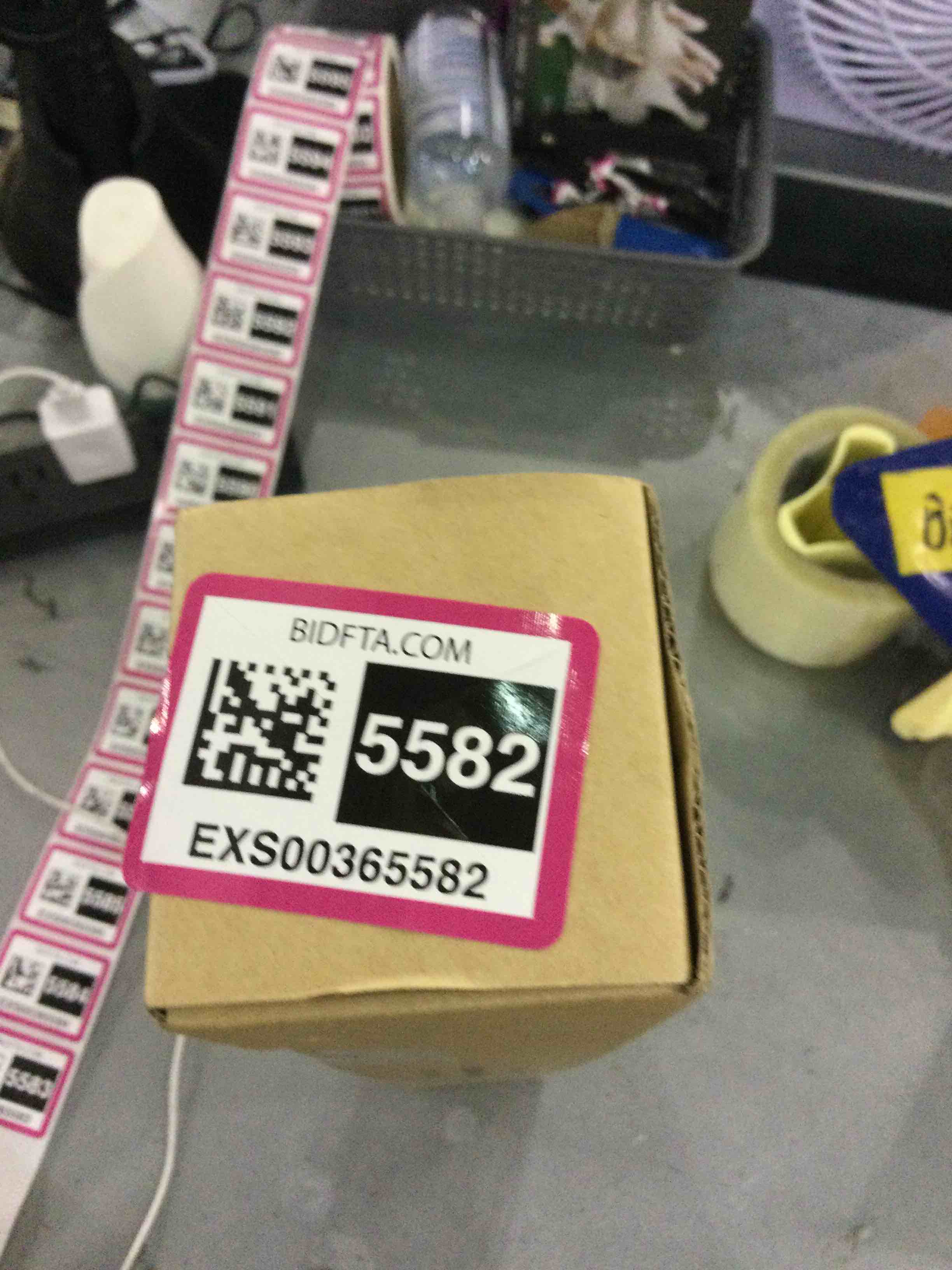 https://s3.amazonaws.com/lotting-images-prod/bidfta/EXS00365582_1690544935805.jpeg