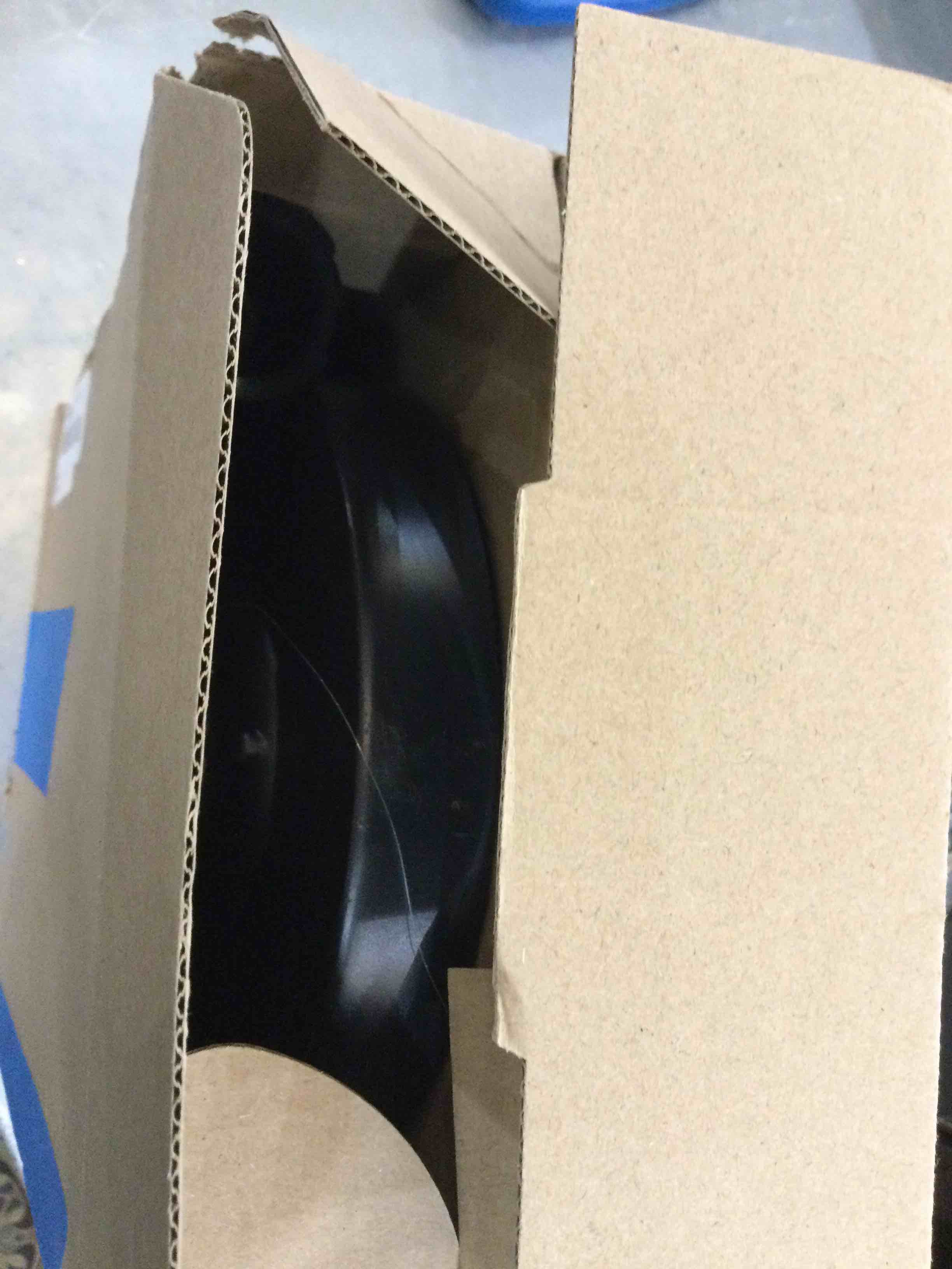 https://s3.amazonaws.com/lotting-images-prod/bidfta/EXS00365851_1690817605812.jpeg