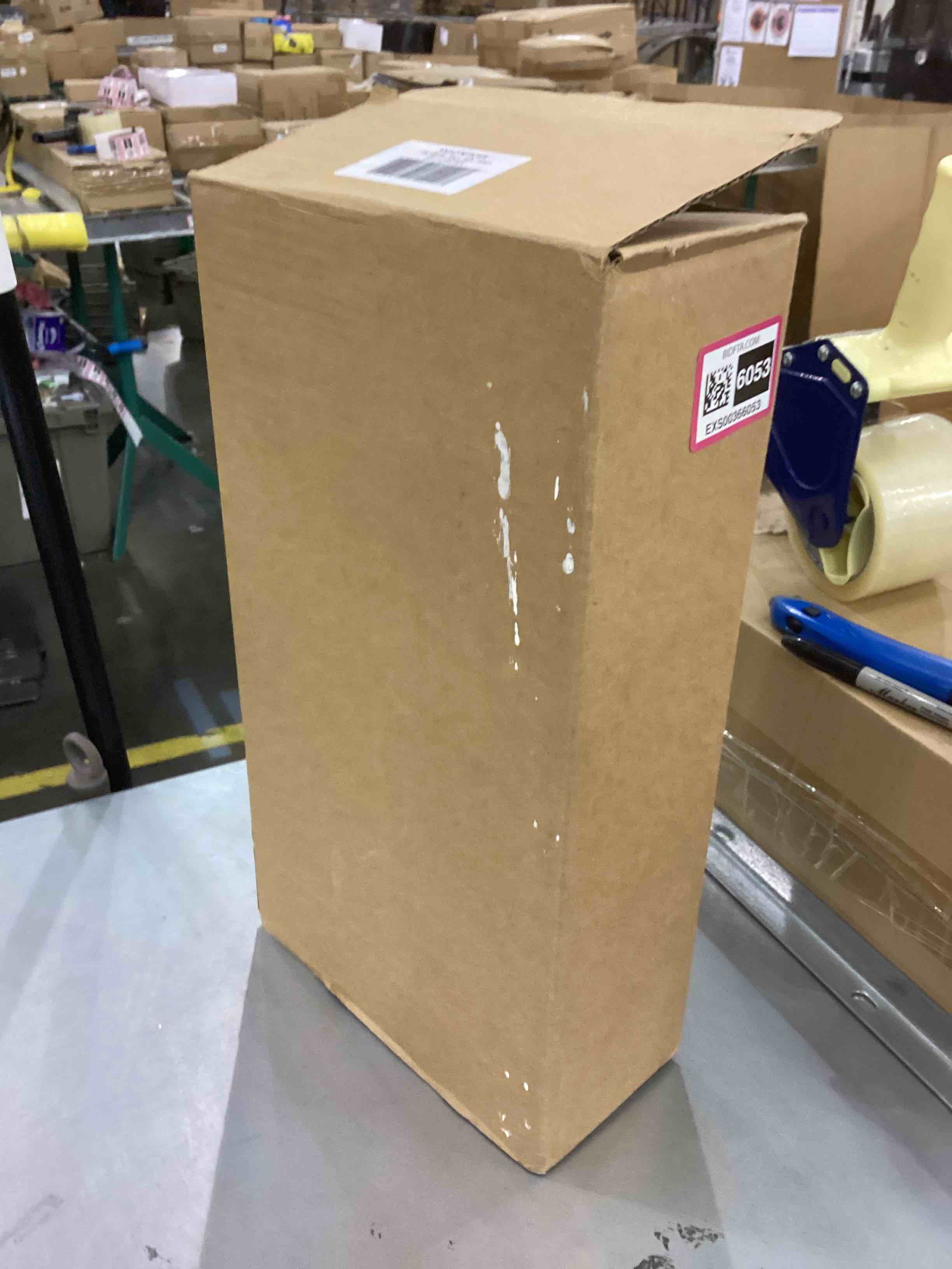 https://s3.amazonaws.com/lotting-images-prod/bidfta/EXS00366053_1690393779378.jpeg