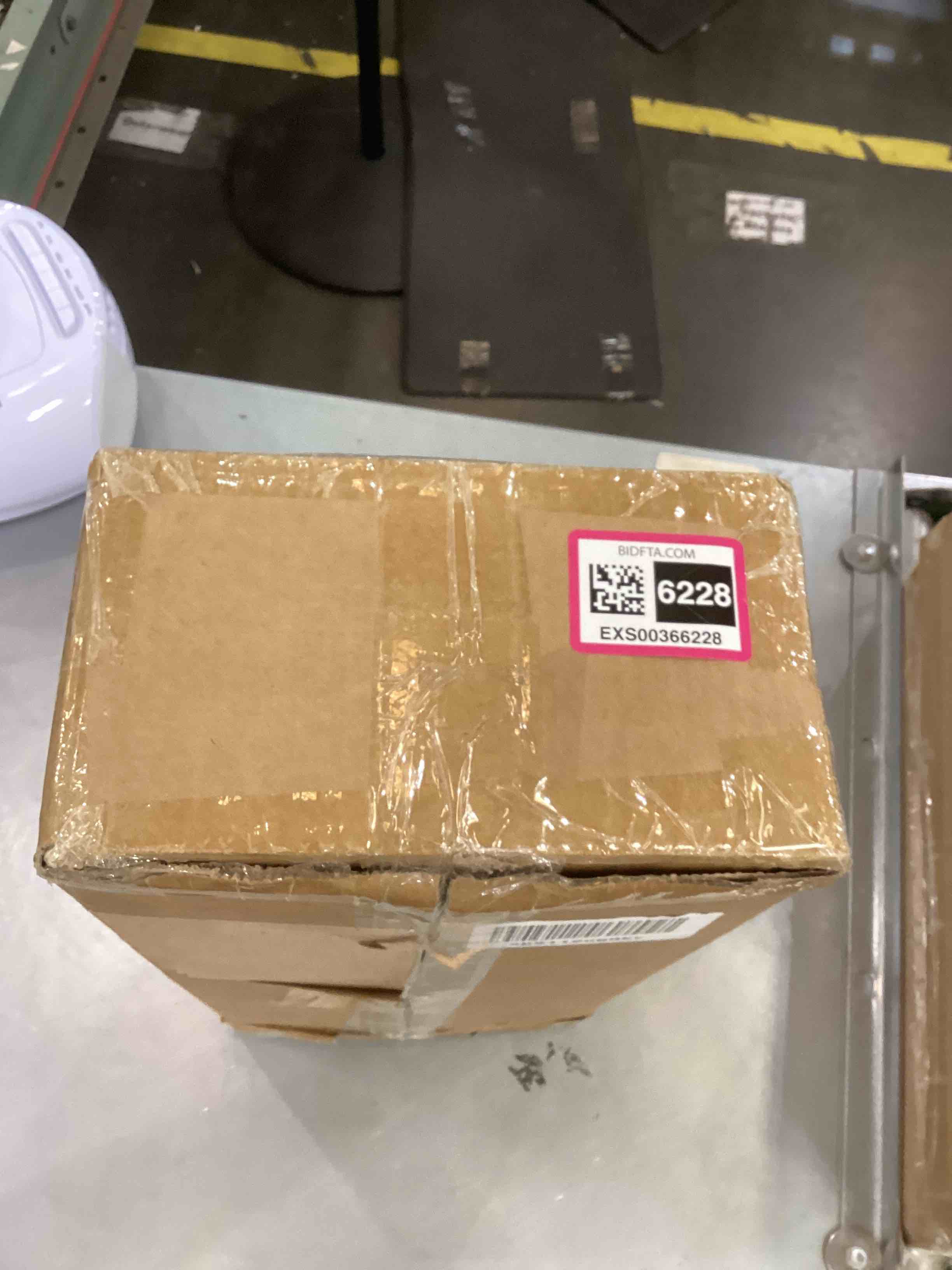 https://s3.amazonaws.com/lotting-images-prod/bidfta/EXS00366228_1690482691466.jpeg