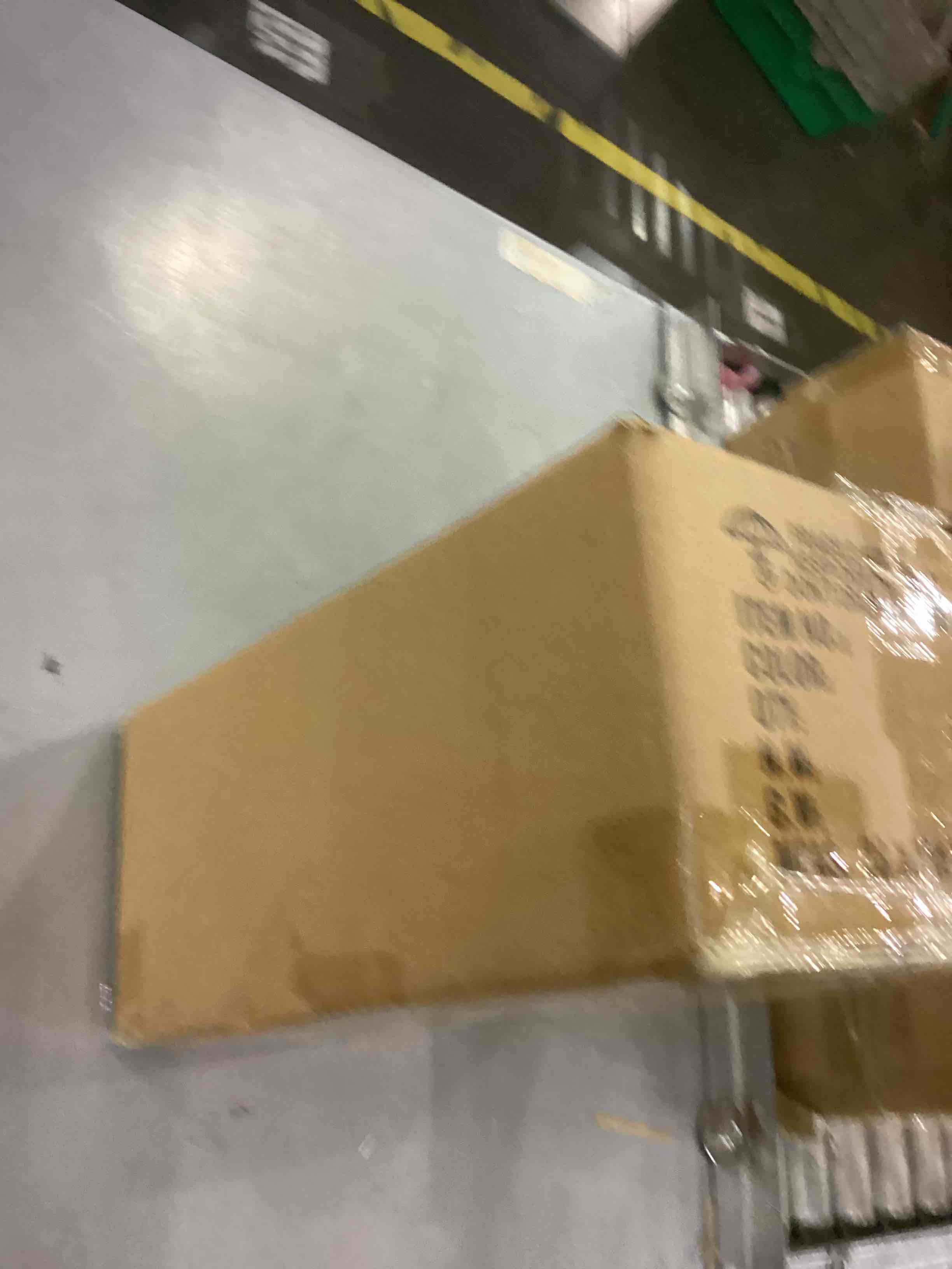 https://s3.amazonaws.com/lotting-images-prod/bidfta/EXS00366371_1690803196804.jpeg