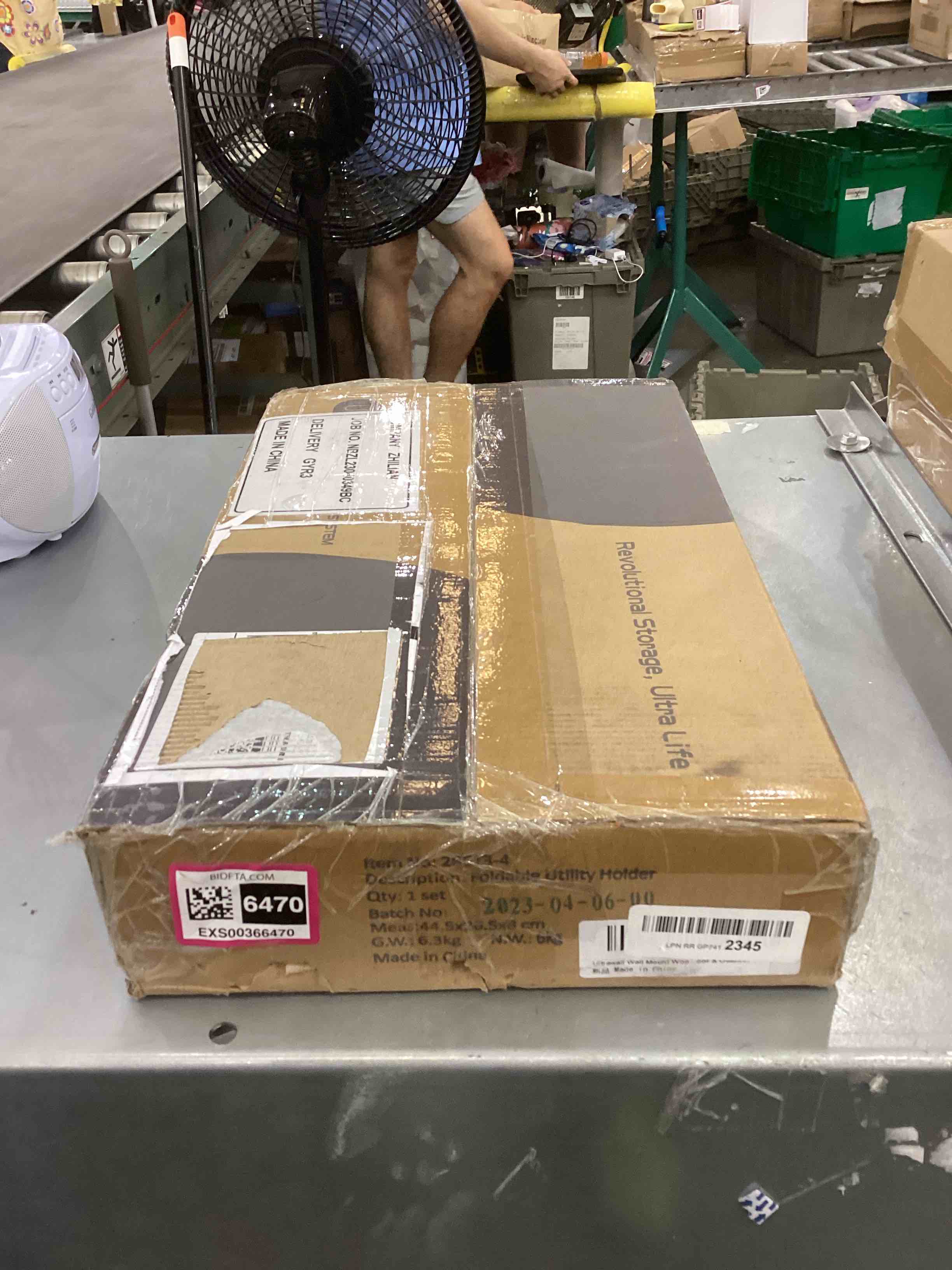https://s3.amazonaws.com/lotting-images-prod/bidfta/EXS00366470_1690817528939.jpeg