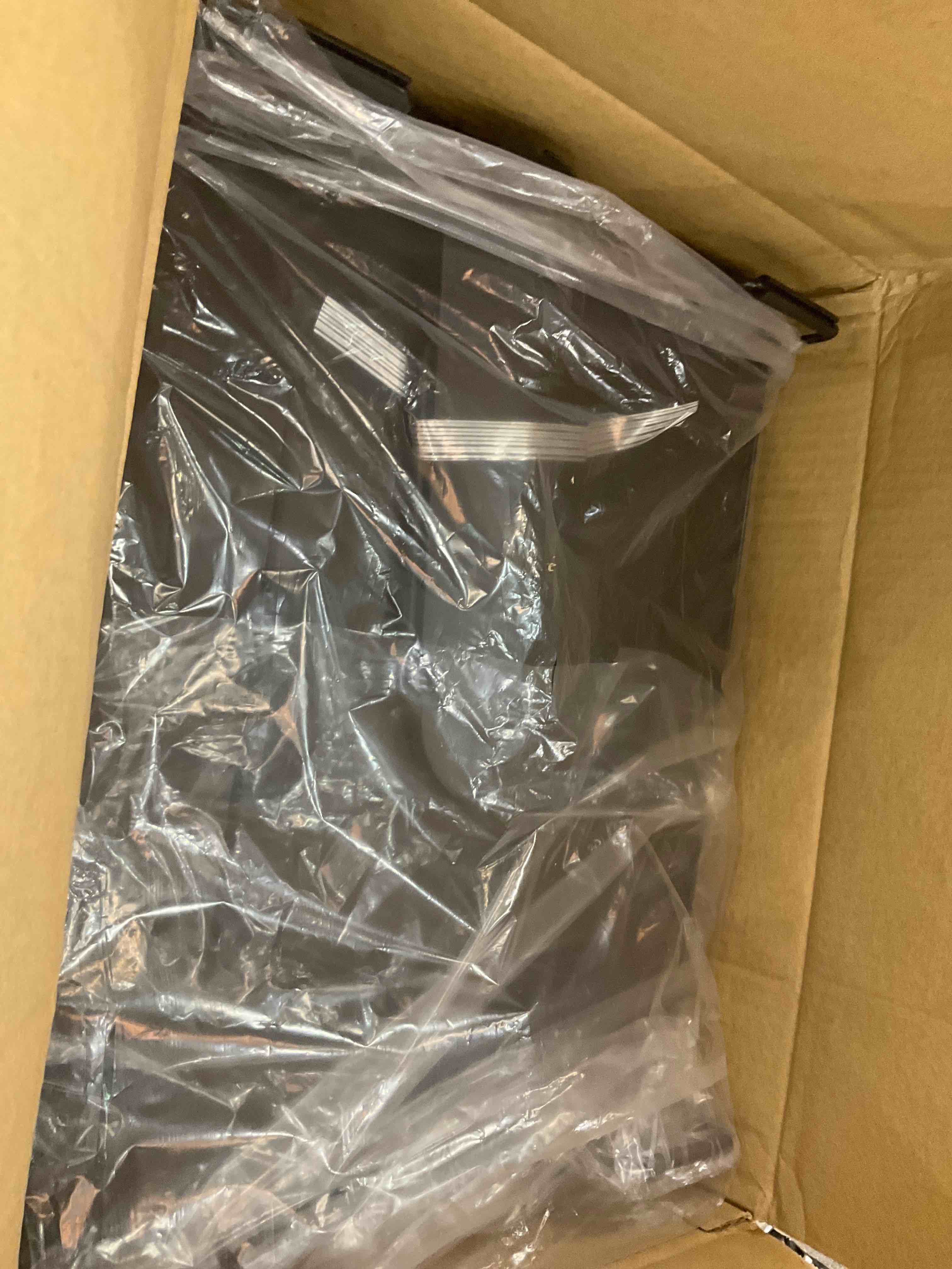 https://s3.amazonaws.com/lotting-images-prod/bidfta/EXS00366629_1690485450827.jpeg