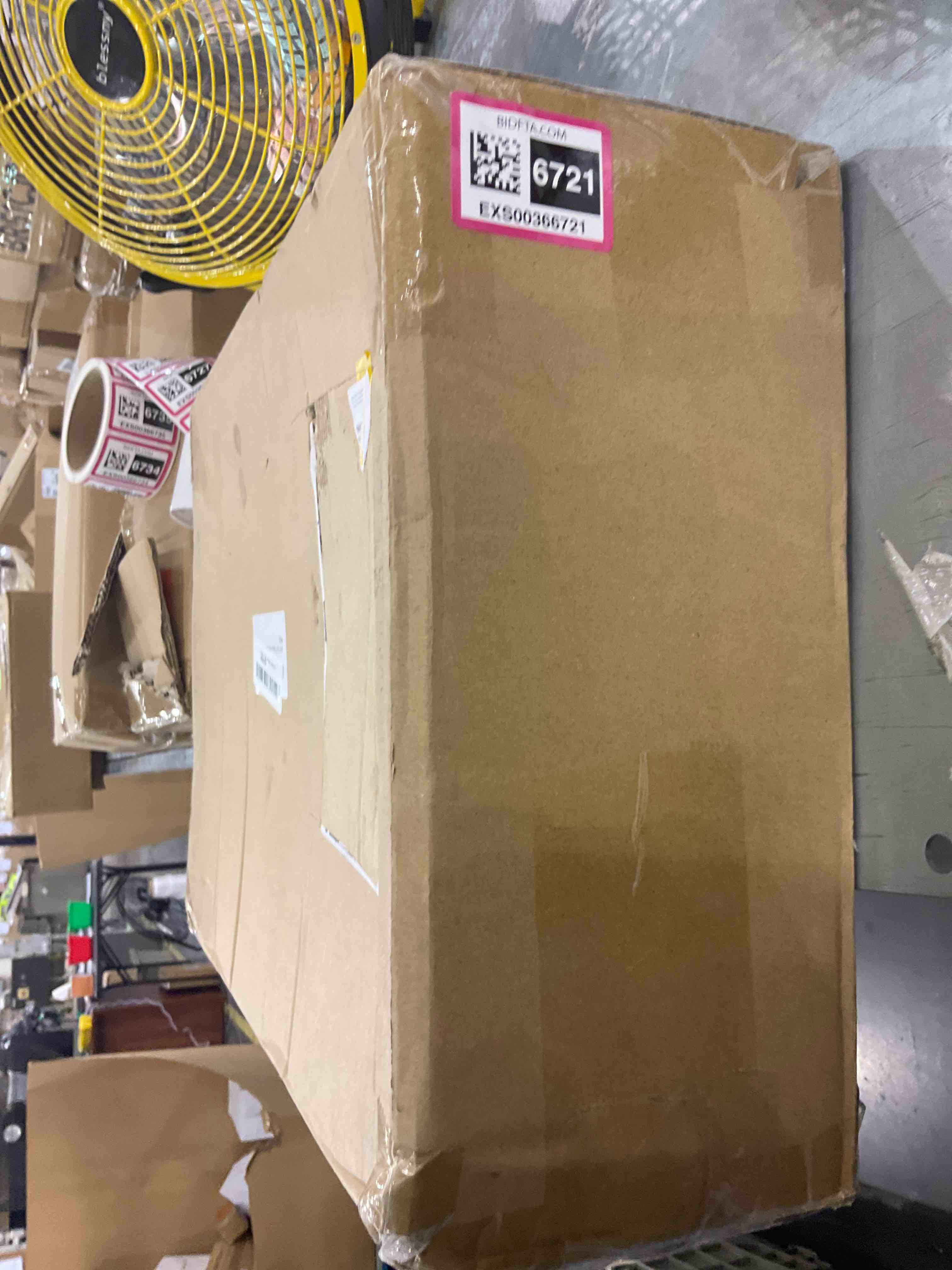 https://s3.amazonaws.com/lotting-images-prod/bidfta/EXS00366721_1690803271357.jpeg