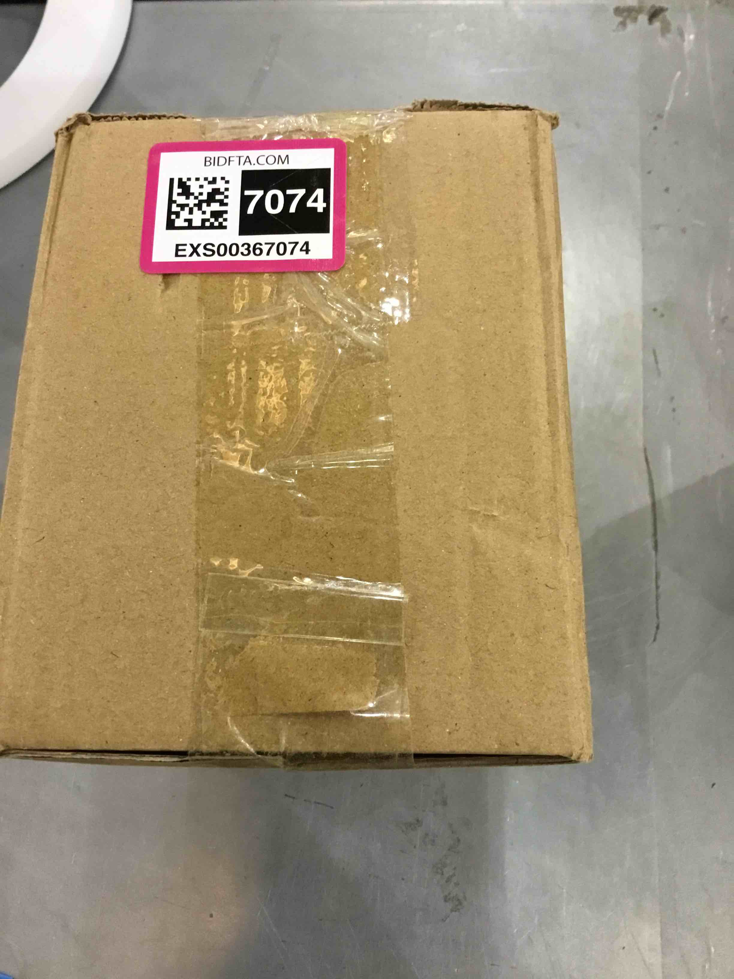 https://s3.amazonaws.com/lotting-images-prod/bidfta/EXS00367074_1691501851360.jpeg