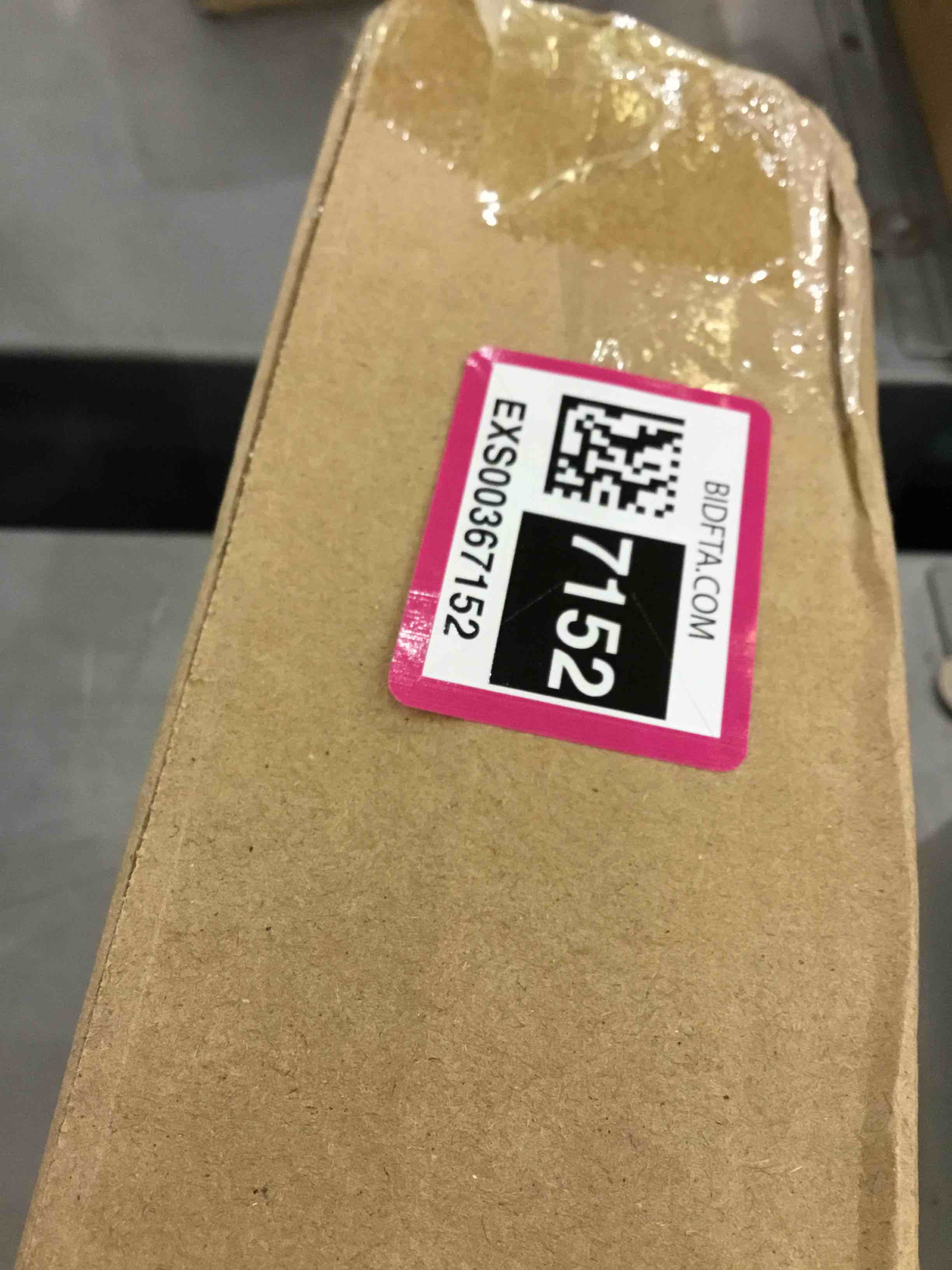 https://s3.amazonaws.com/lotting-images-prod/bidfta/EXS00367152_1691509009003.jpeg