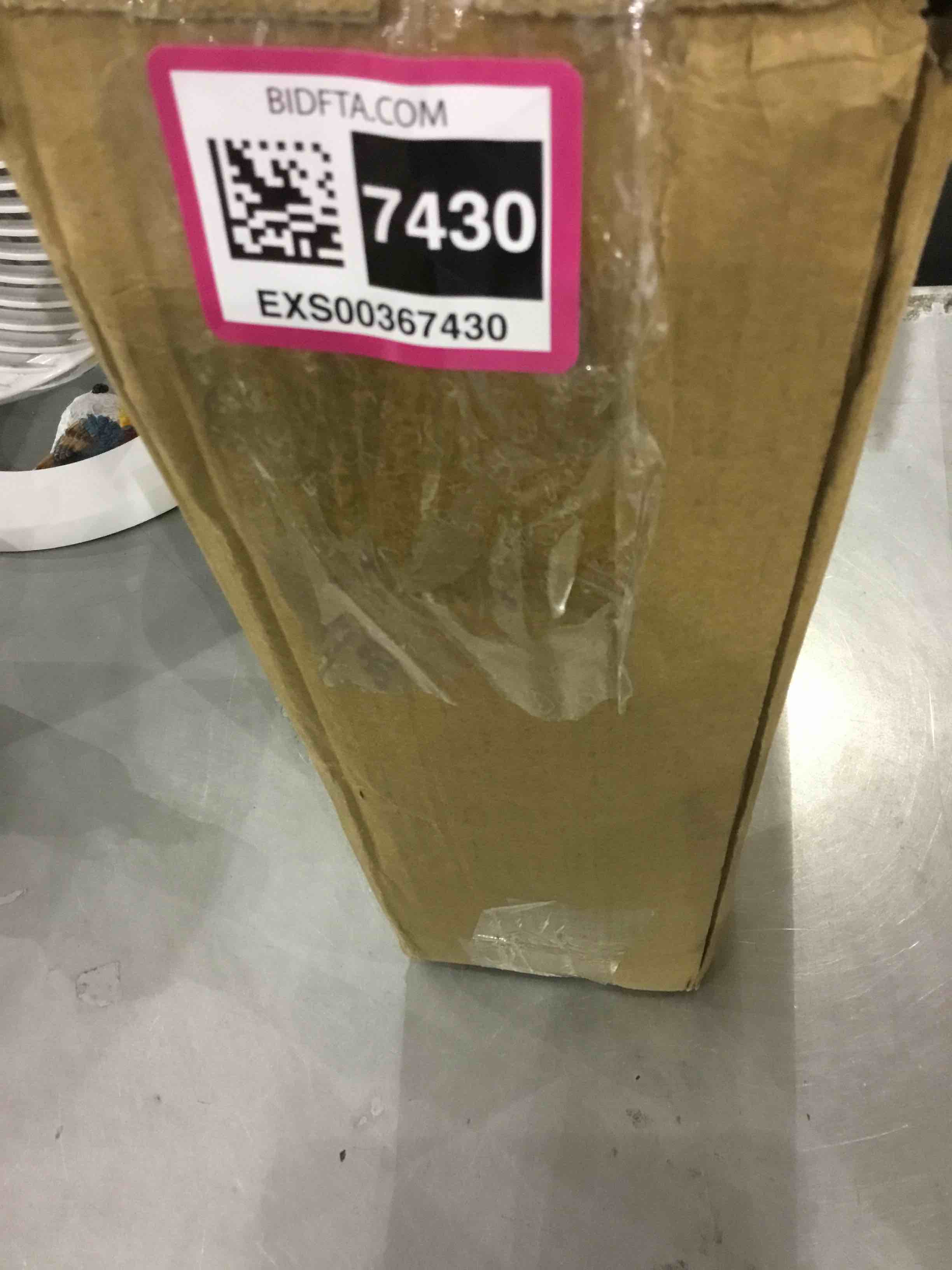 https://s3.amazonaws.com/lotting-images-prod/bidfta/EXS00367430_1691668706923.jpeg