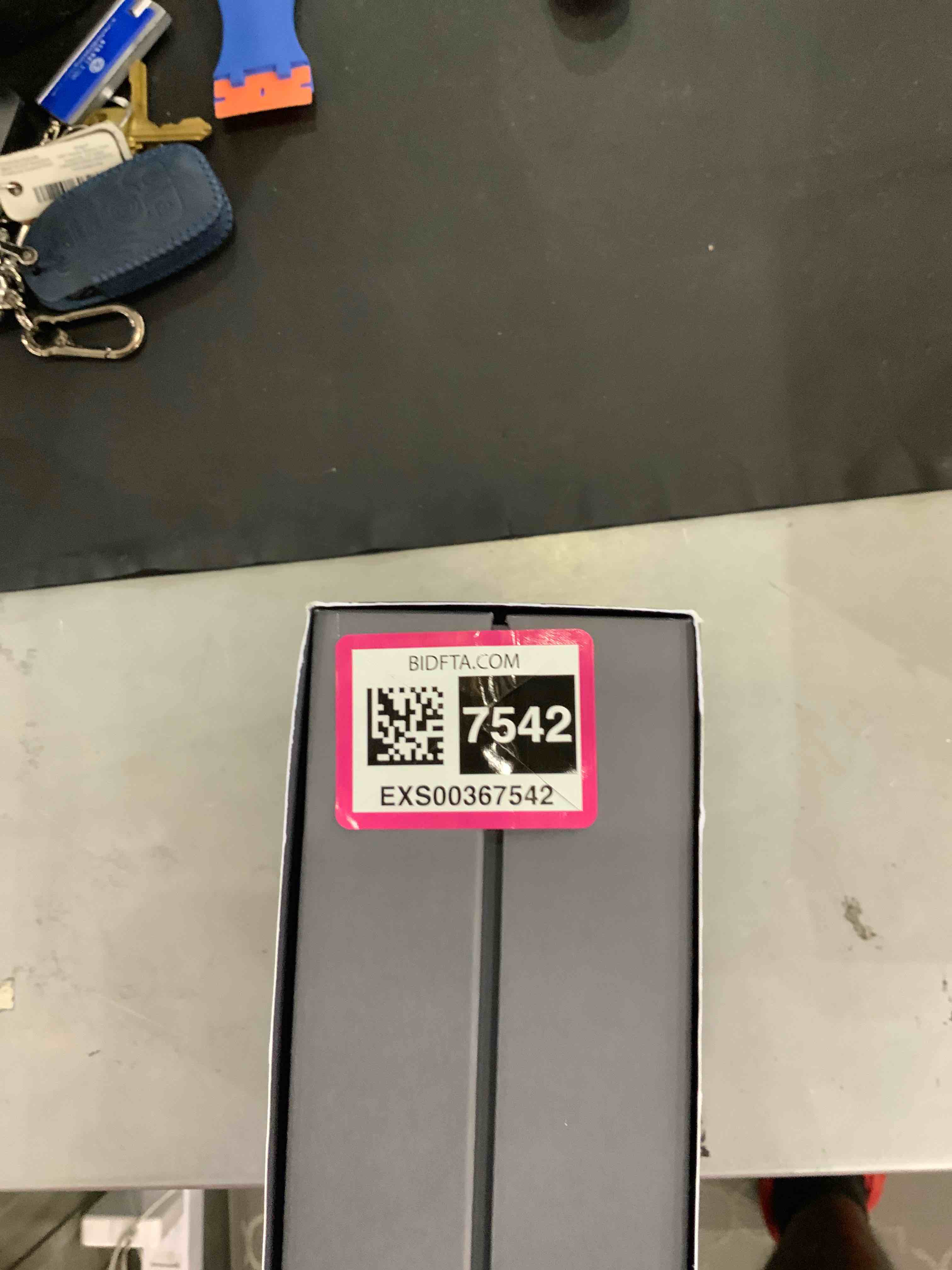 https://s3.amazonaws.com/lotting-images-prod/bidfta/EXS00367542_1691410798041.jpeg