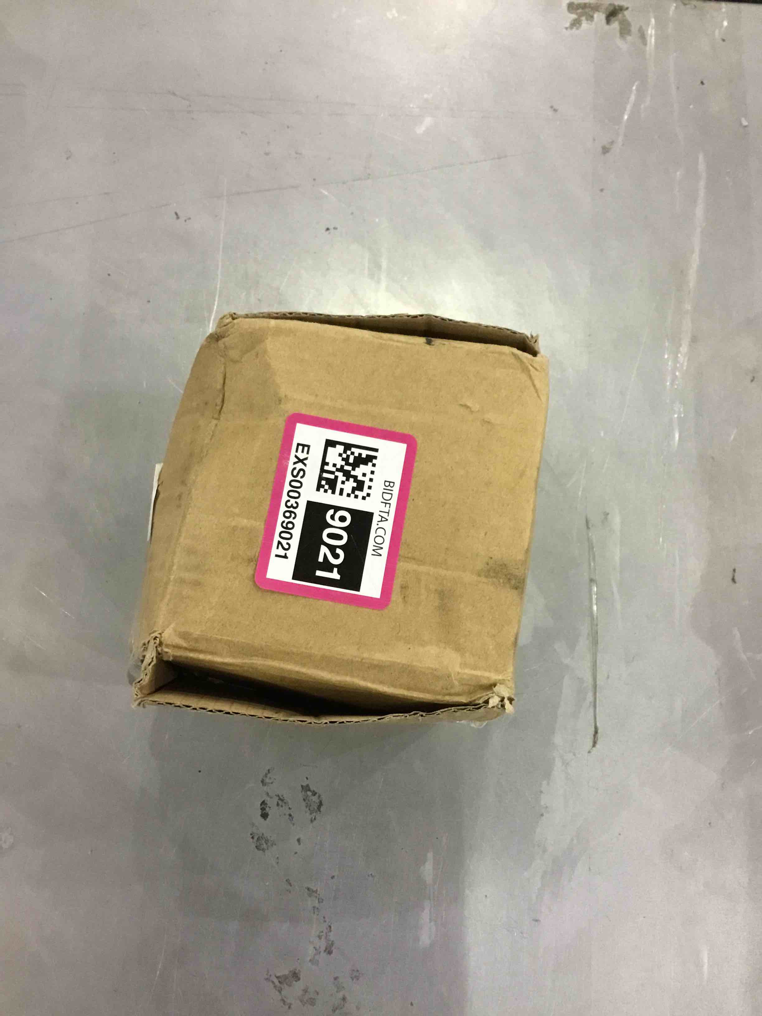 https://s3.amazonaws.com/lotting-images-prod/bidfta/EXS00369021_1690544814387.jpeg