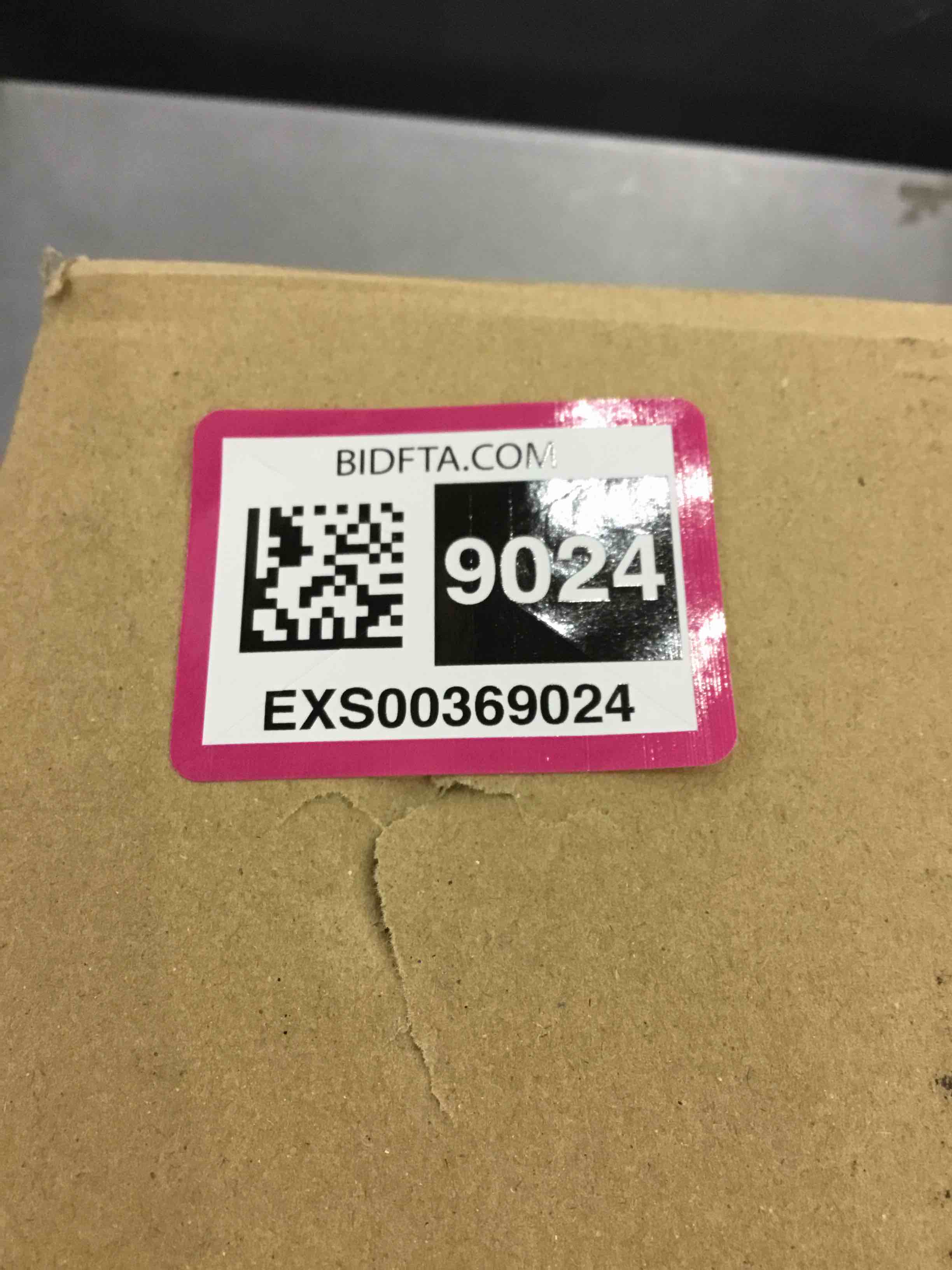 https://s3.amazonaws.com/lotting-images-prod/bidfta/EXS00369024_1690545128858.jpeg