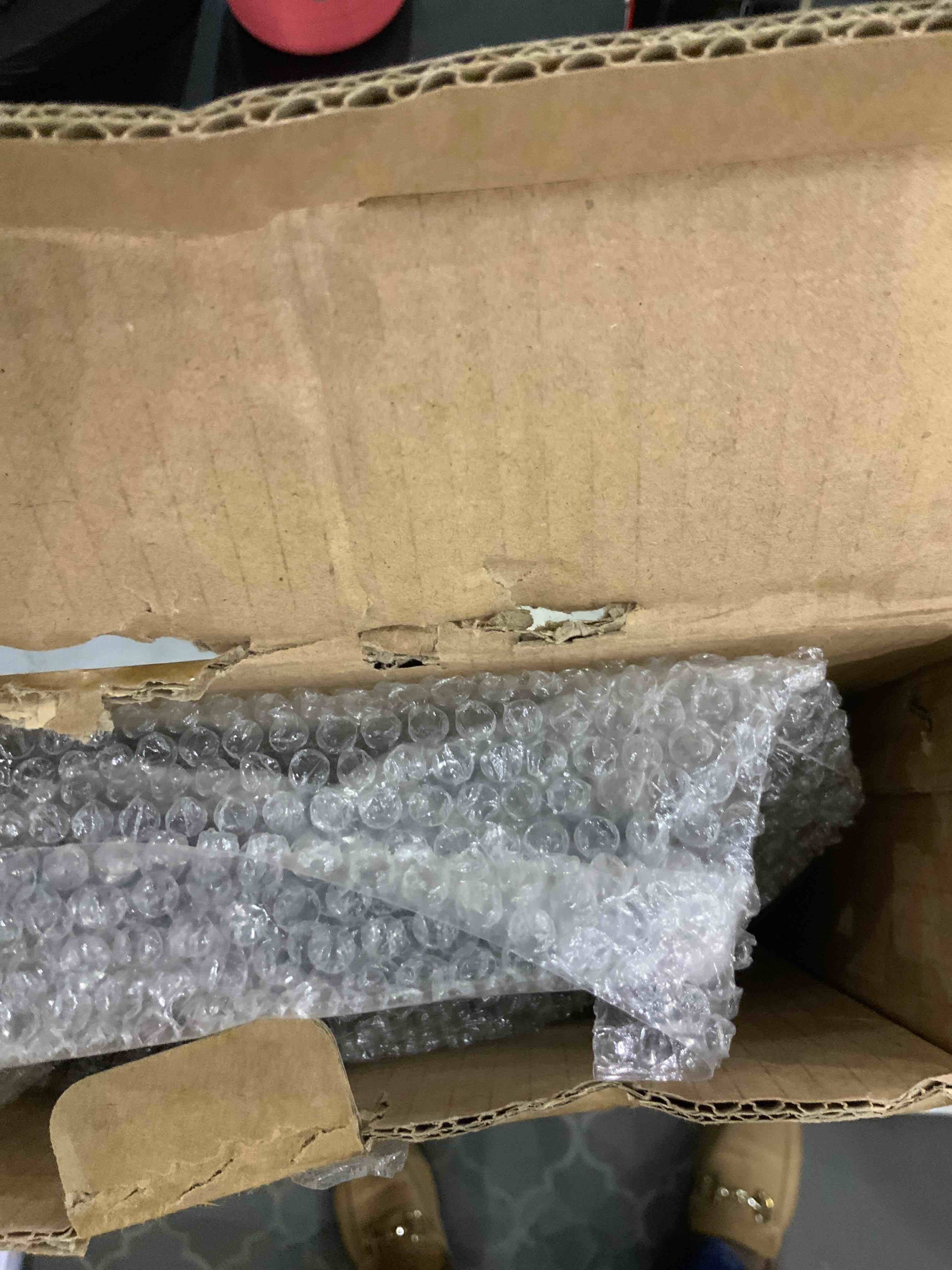 https://s3.amazonaws.com/lotting-images-prod/bidfta/EXS00369935_1690803177419.jpeg