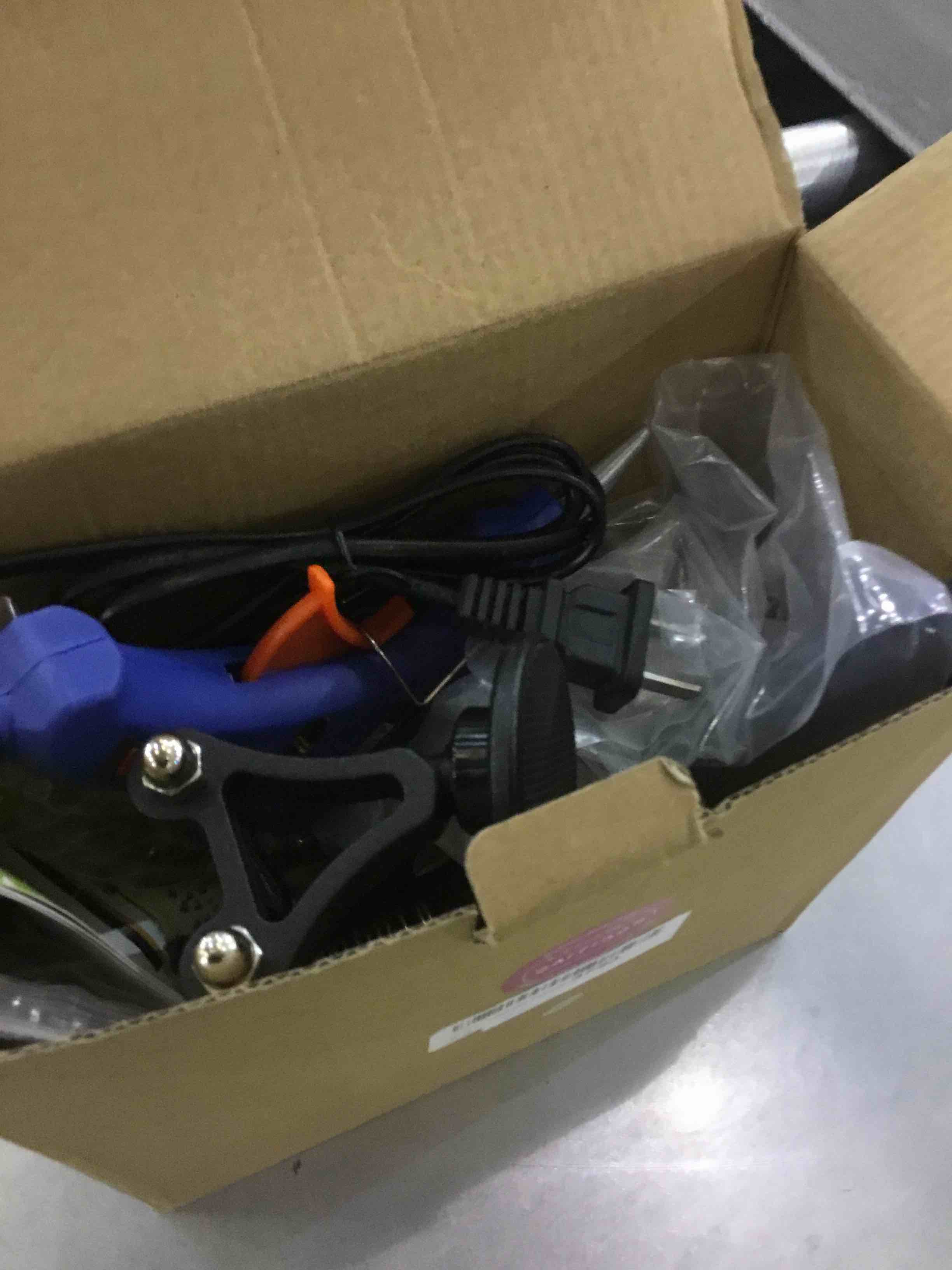 https://s3.amazonaws.com/lotting-images-prod/bidfta/EXS00370112_1690995485914.jpeg