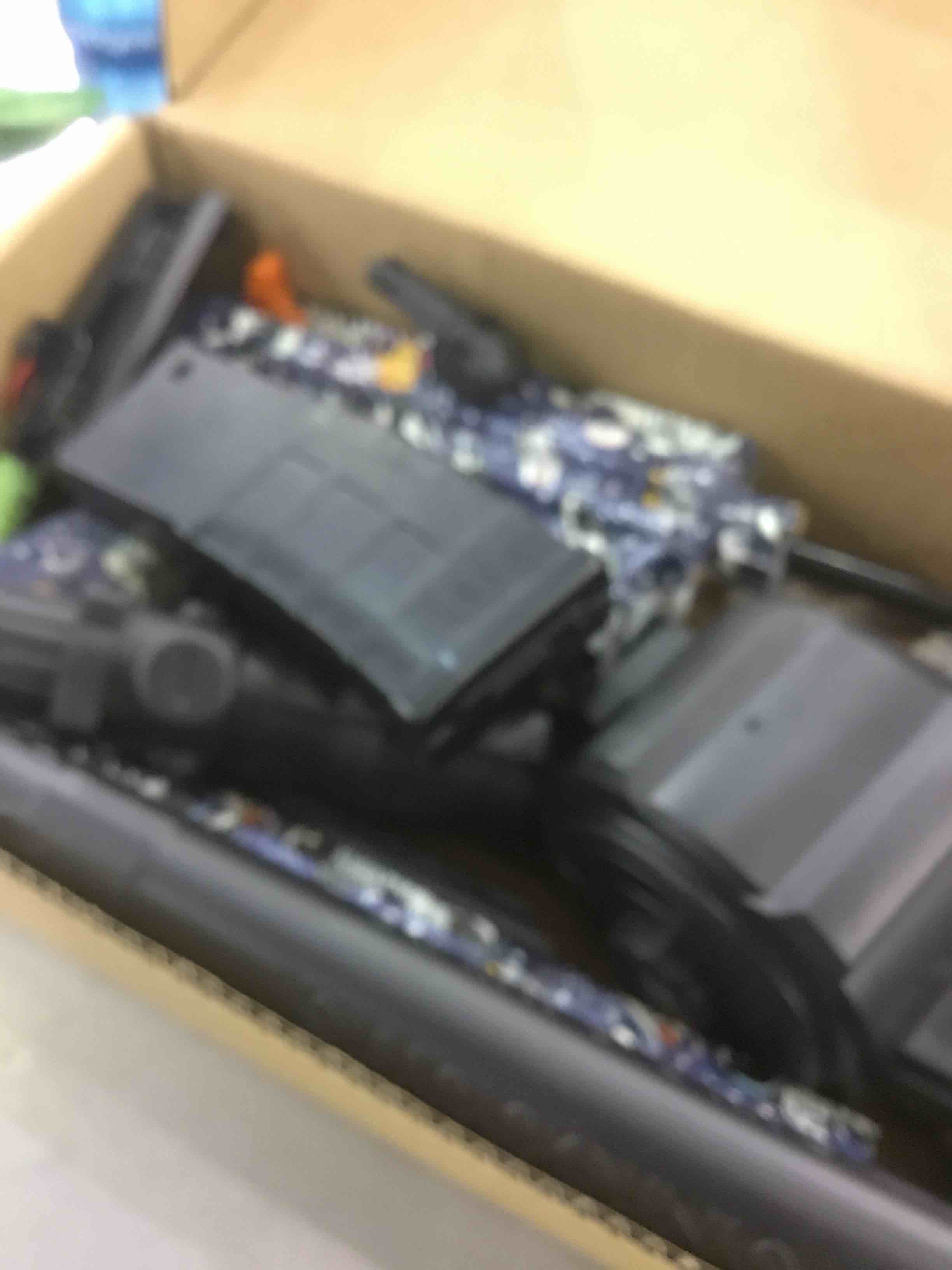 https://s3.amazonaws.com/lotting-images-prod/bidfta/EXS00370458_1691160126445.jpeg