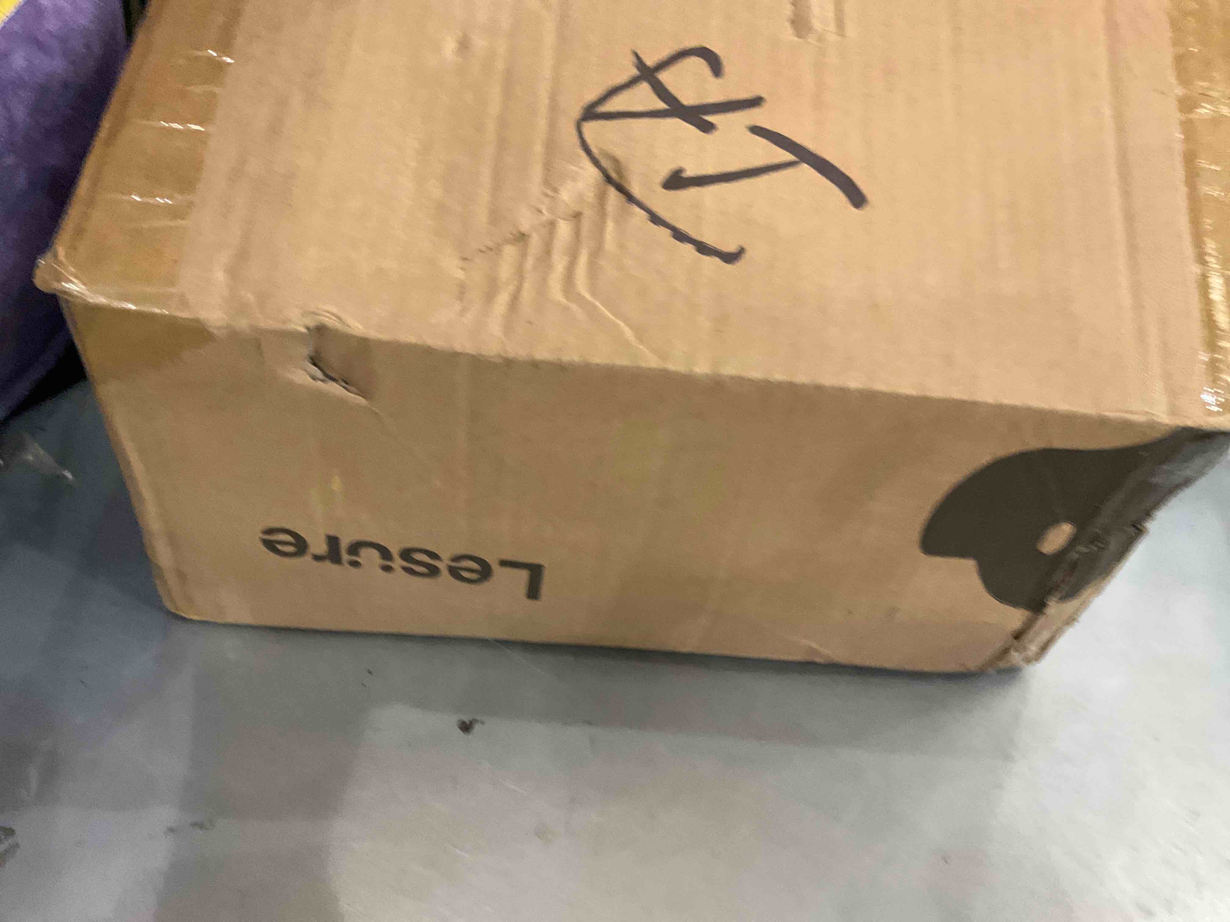 https://s3.amazonaws.com/lotting-images-prod/bidfta/EXS00371184_1690994267122.jpeg