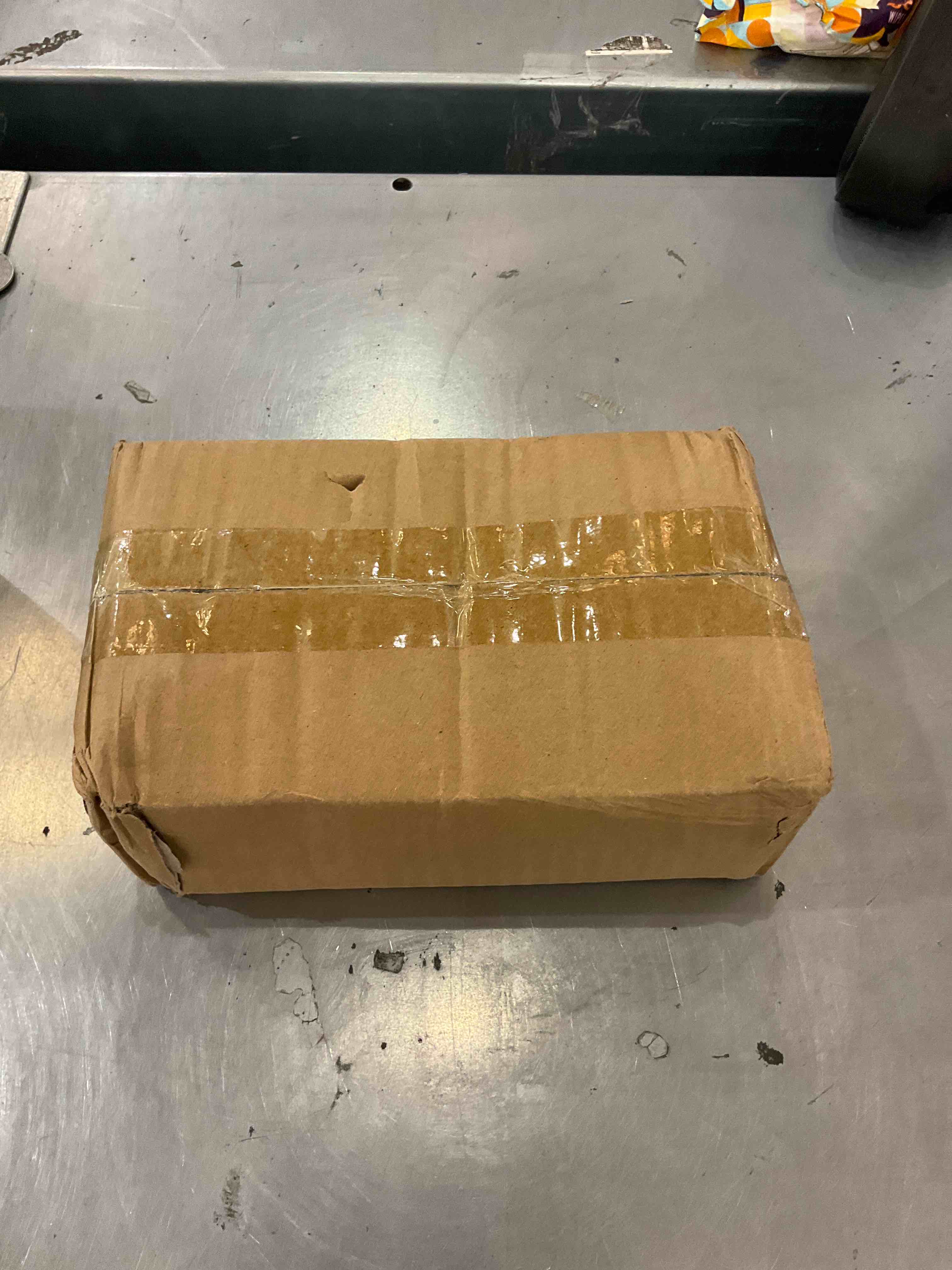 https://s3.amazonaws.com/lotting-images-prod/bidfta/EXS00371726_1690988899169.jpeg