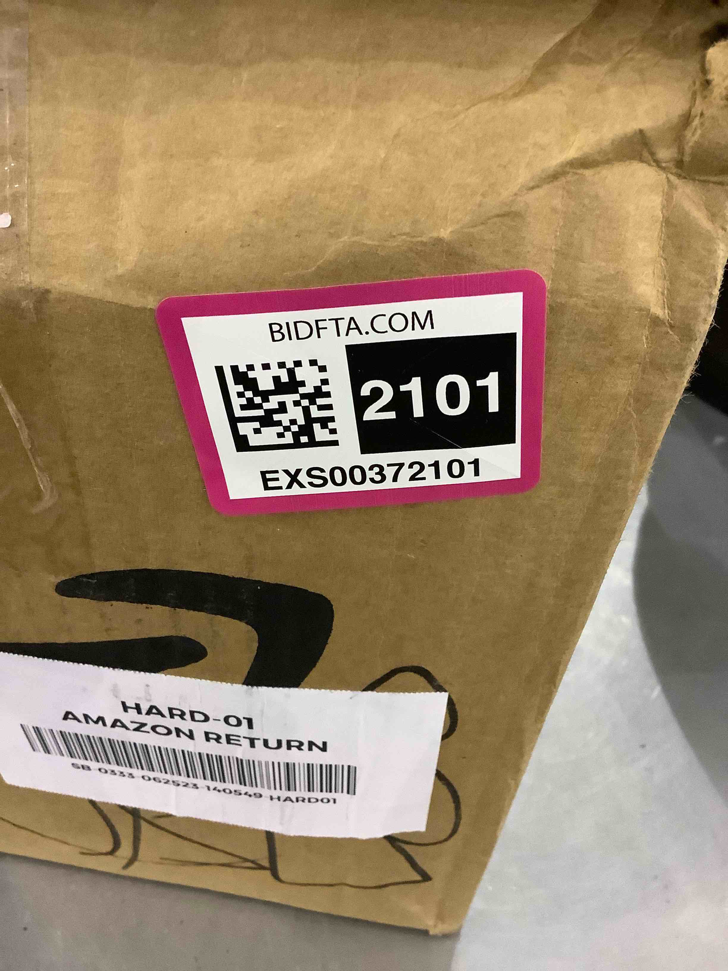 https://s3.amazonaws.com/lotting-images-prod/bidfta/EXS00372101_1691149400764.jpeg