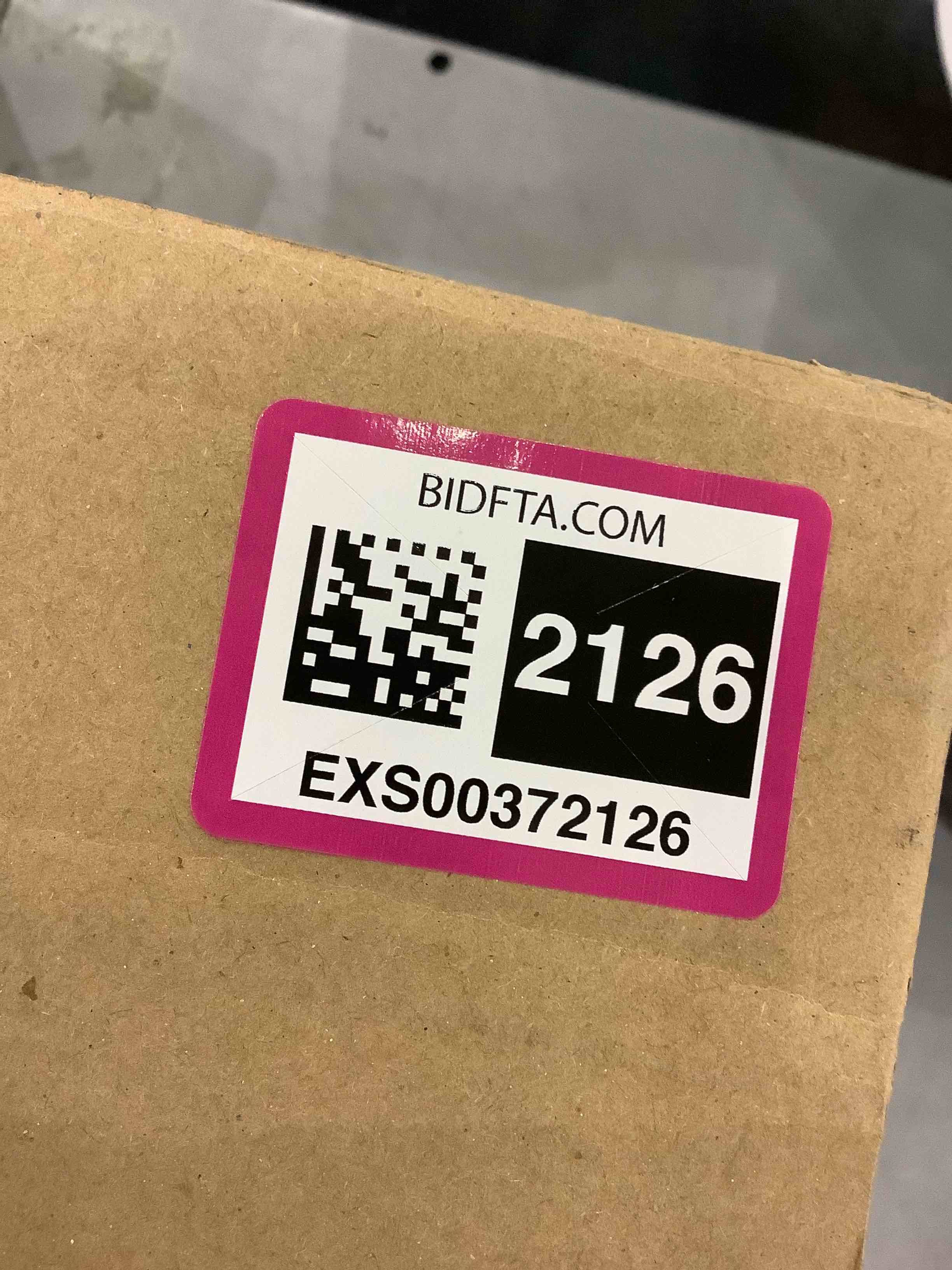 https://s3.amazonaws.com/lotting-images-prod/bidfta/EXS00372126_1691156178552.jpeg