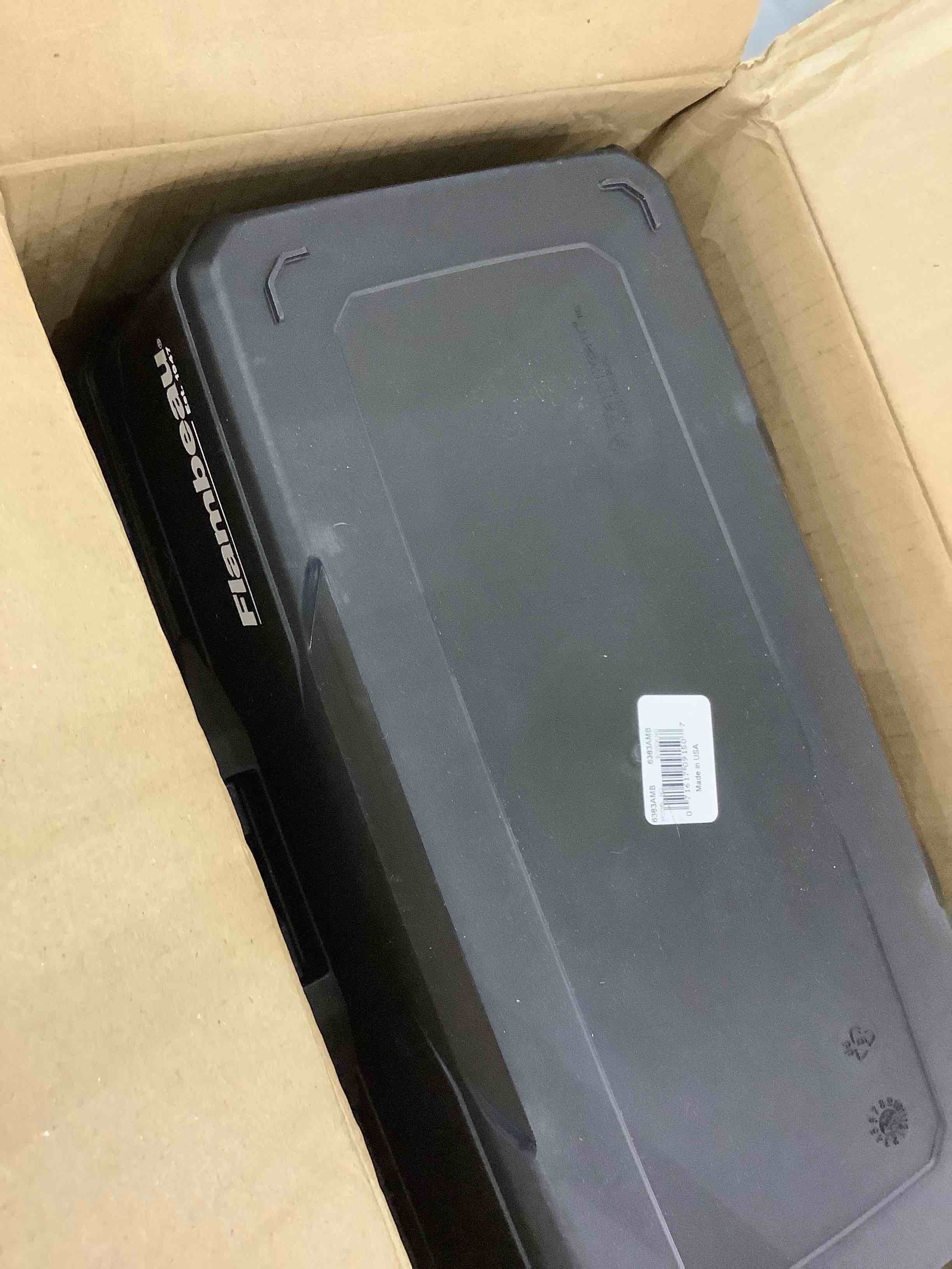 https://s3.amazonaws.com/lotting-images-prod/bidfta/EXS00372279_1691435027408.jpeg