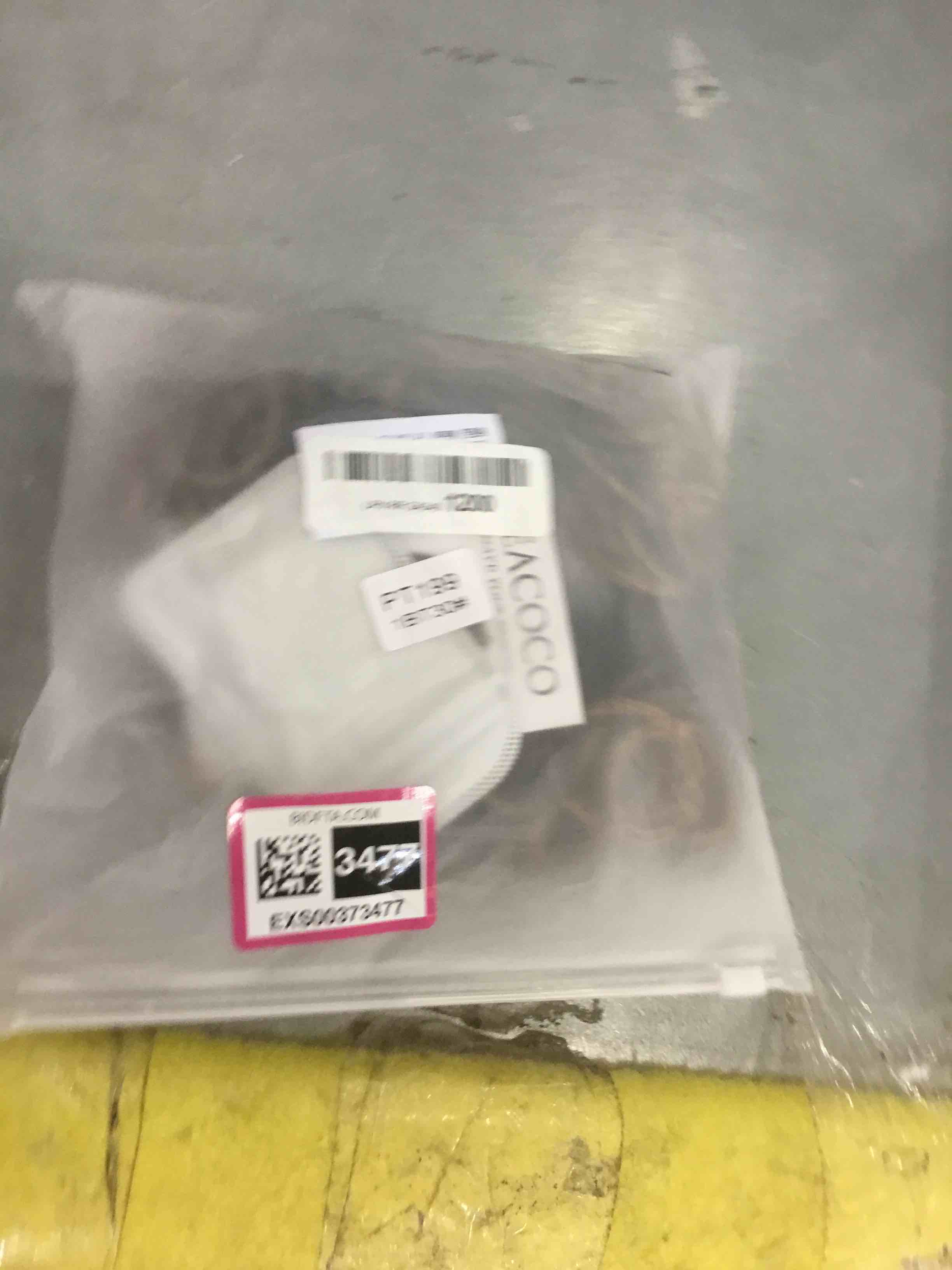 https://s3.amazonaws.com/lotting-images-prod/bidfta/EXS00373477_1691176004634.jpeg