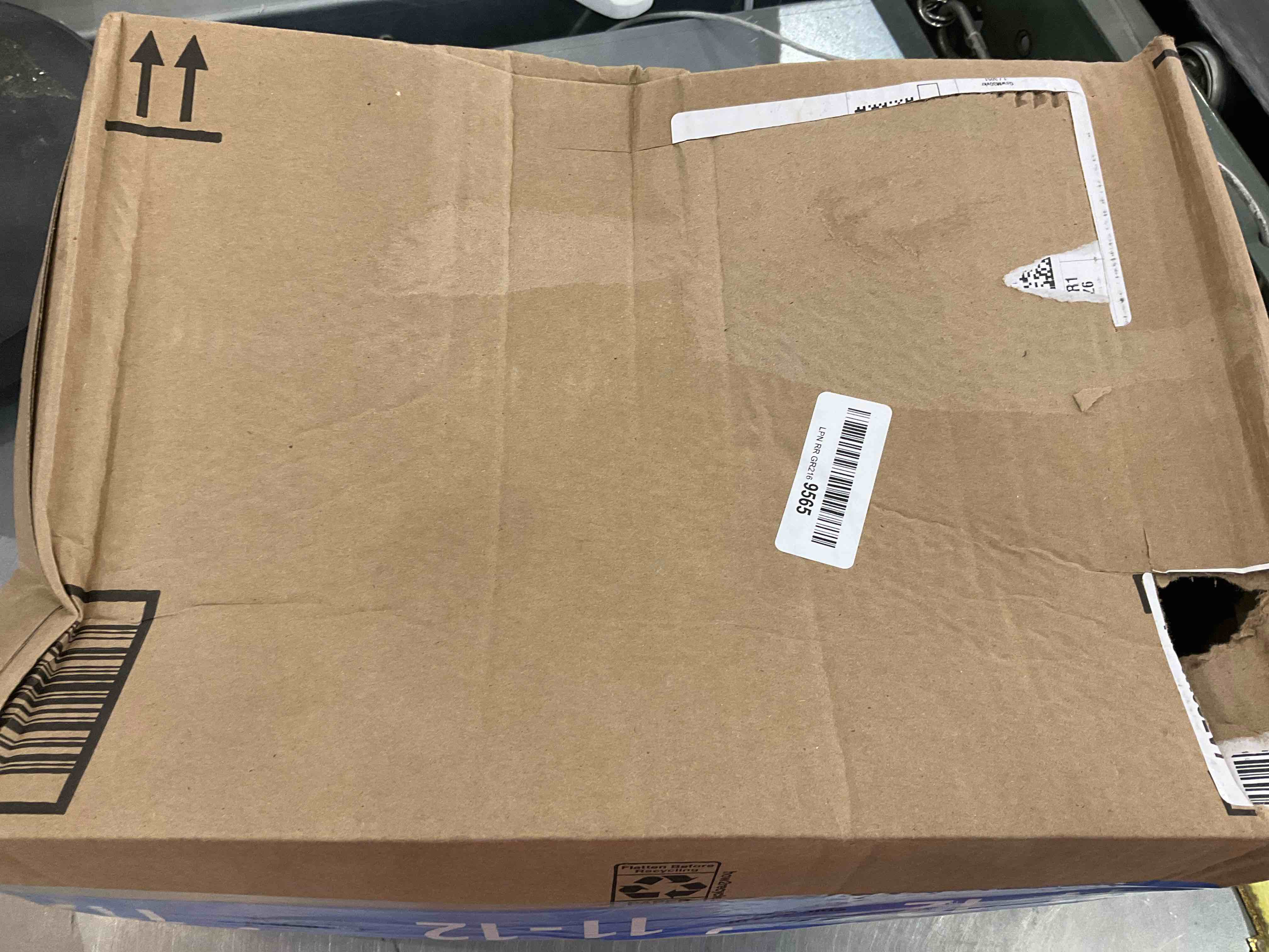 https://s3.amazonaws.com/lotting-images-prod/bidfta/EXS00373789_1691515204667.jpeg