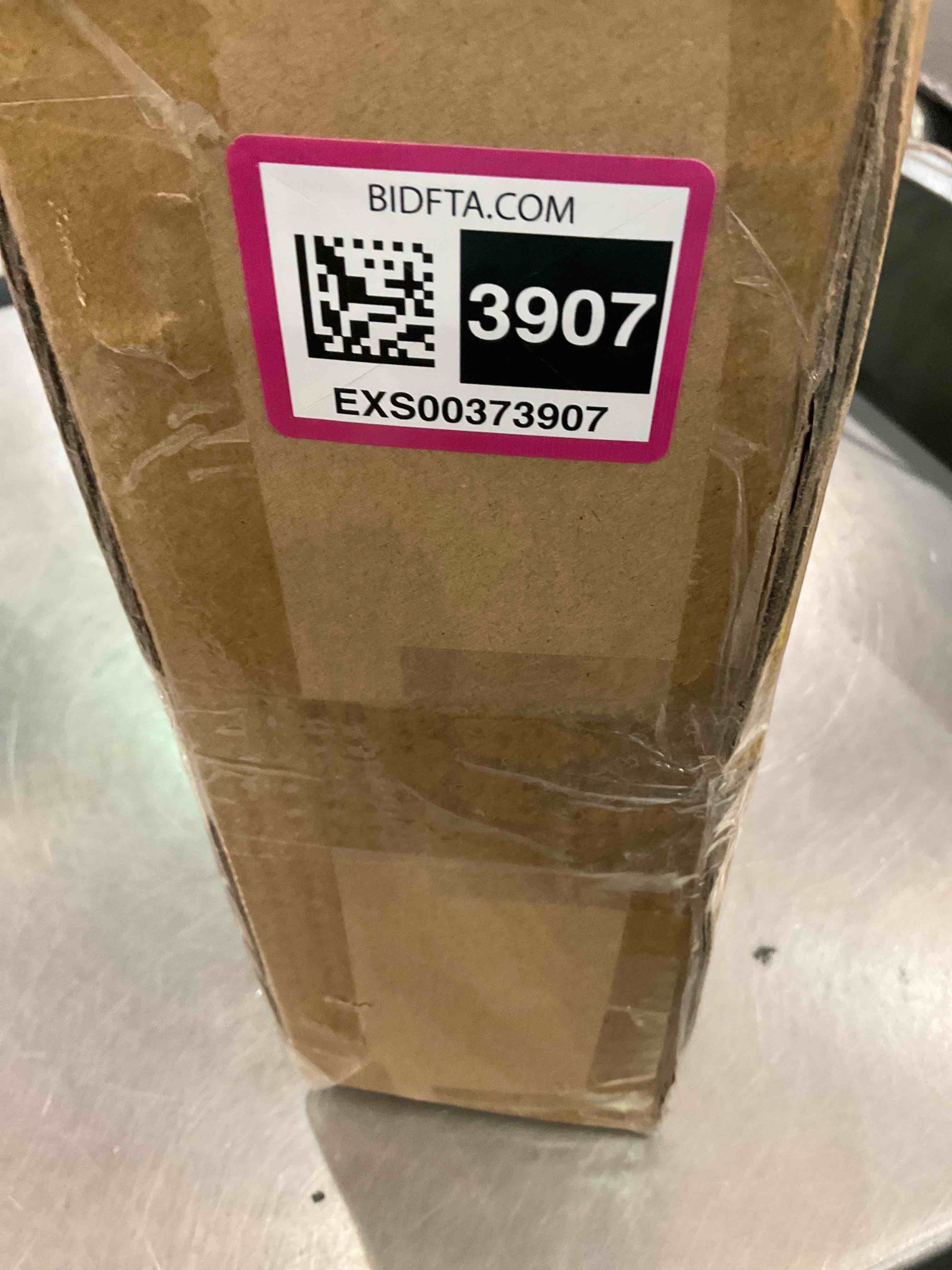 https://s3.amazonaws.com/lotting-images-prod/bidfta/EXS00373907_1691592982532.jpeg