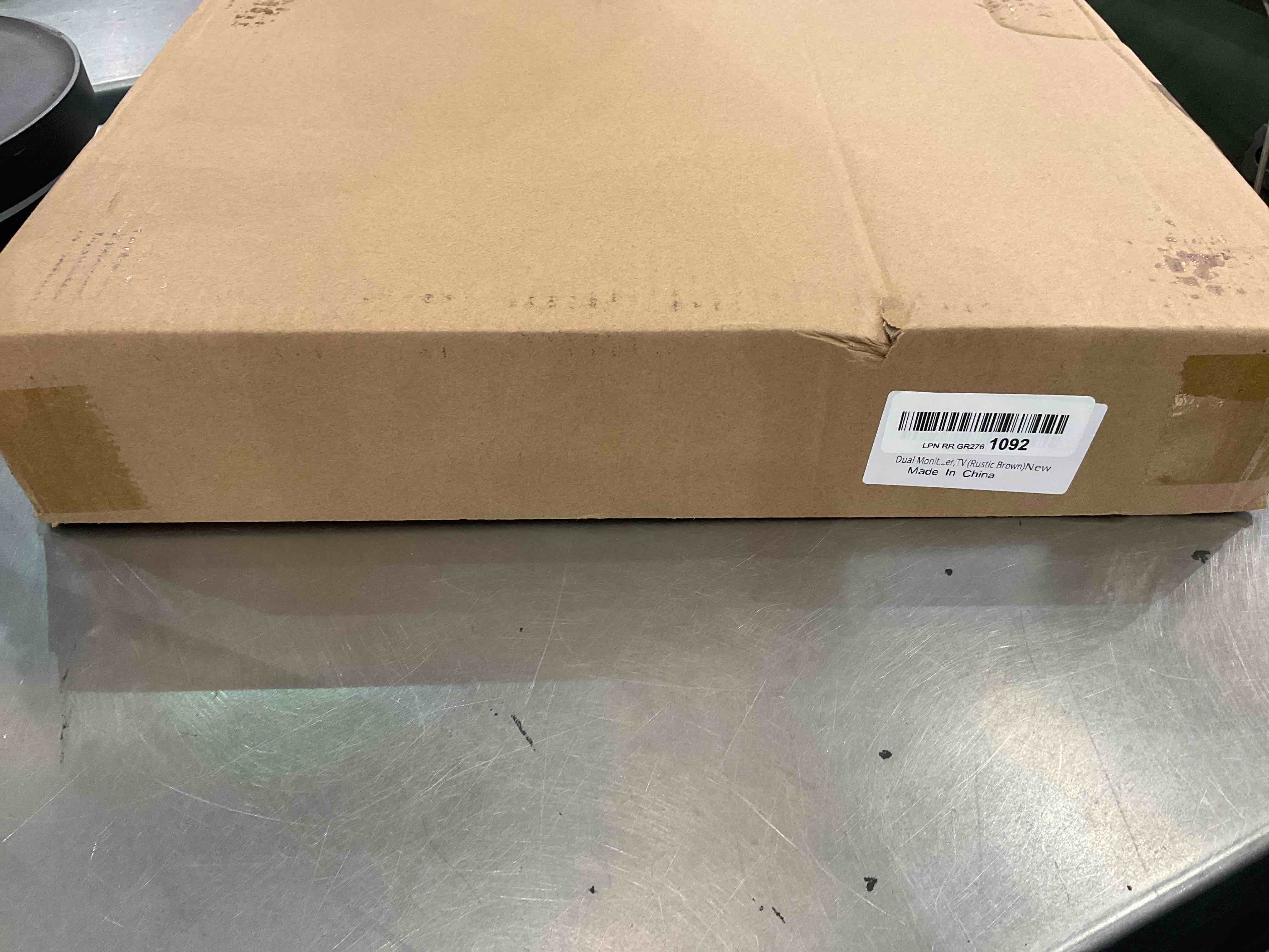 https://s3.amazonaws.com/lotting-images-prod/bidfta/EXS00373920_1691594268477.jpeg