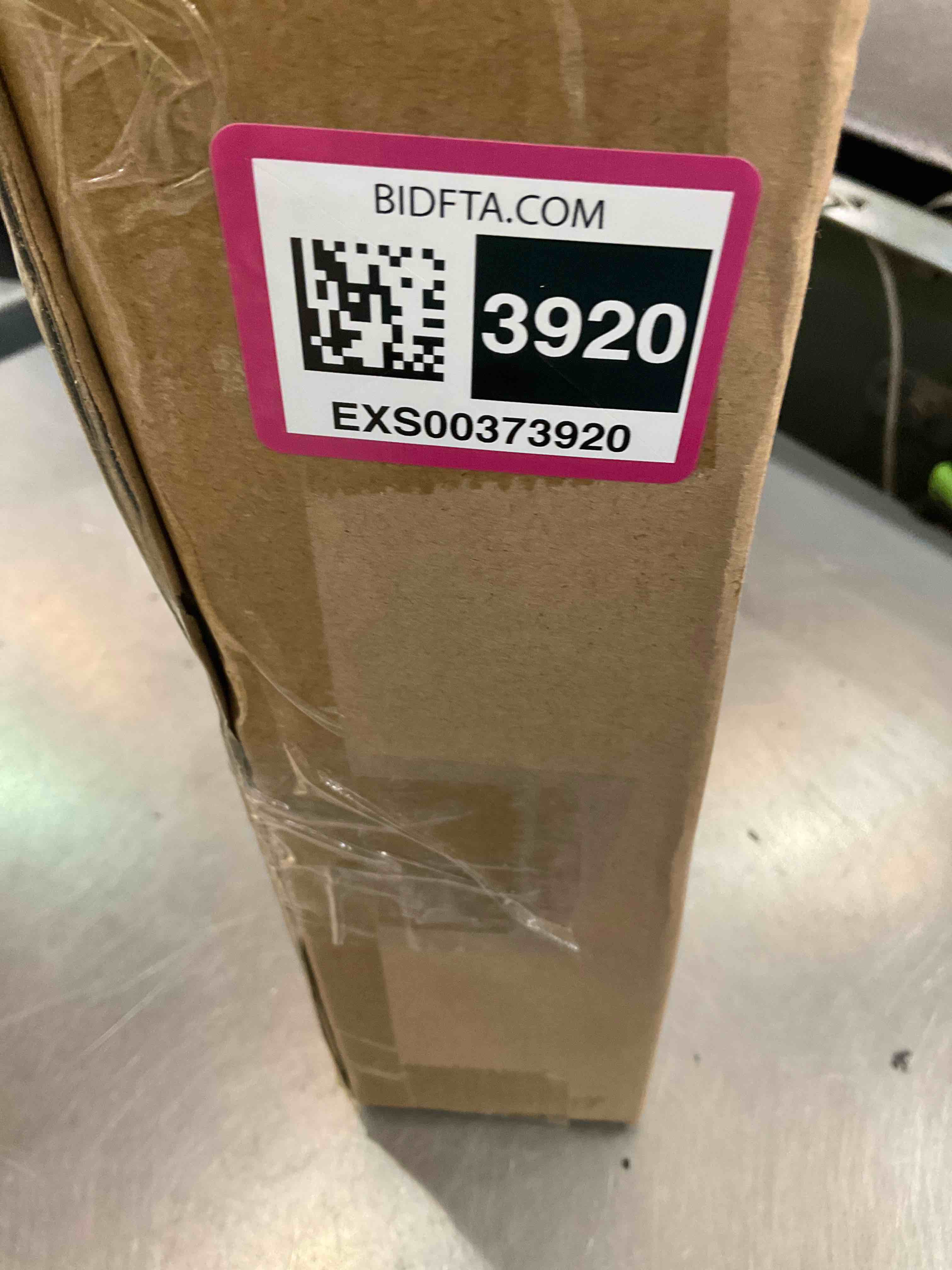 https://s3.amazonaws.com/lotting-images-prod/bidfta/EXS00373920_1691594281330.jpeg