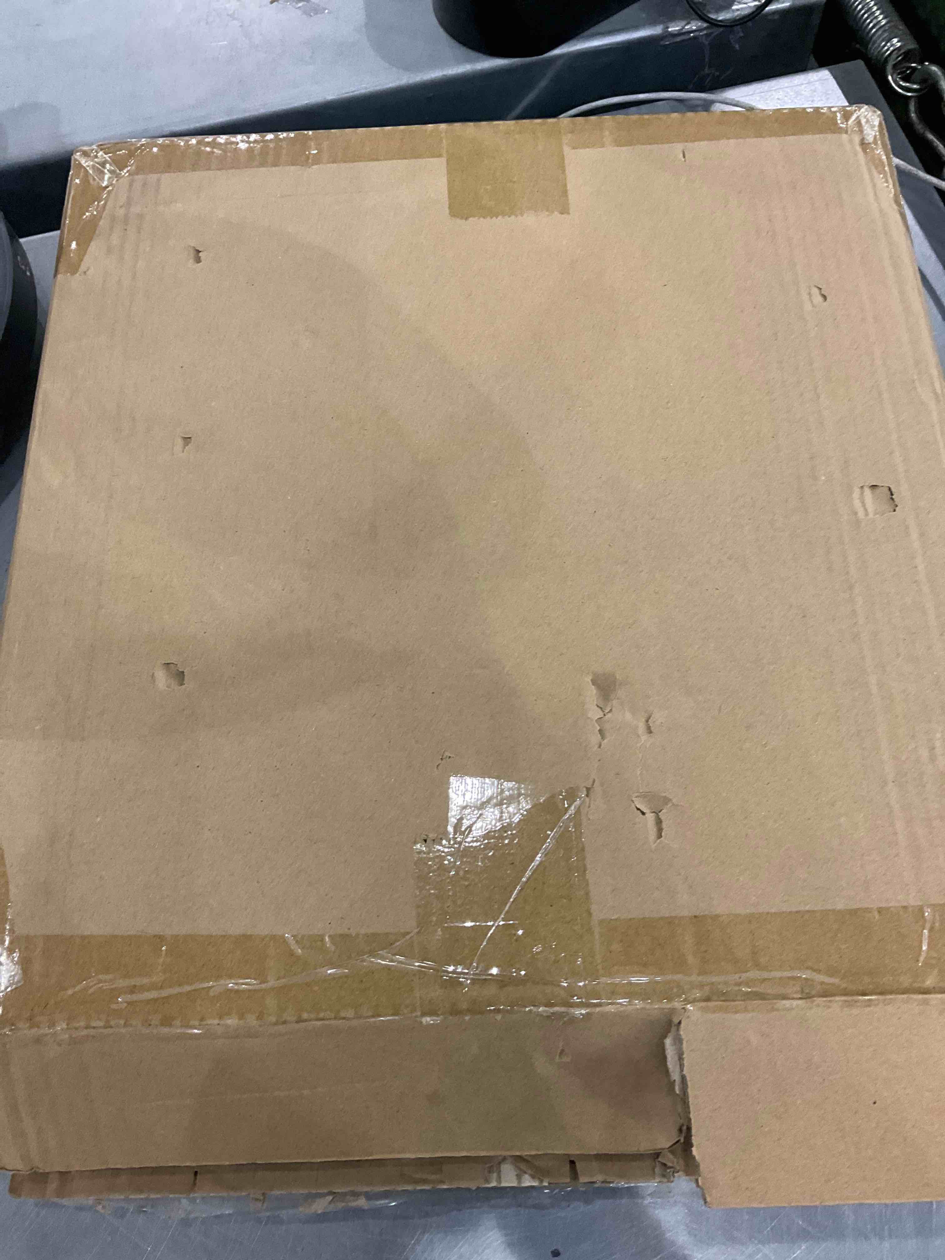 https://s3.amazonaws.com/lotting-images-prod/bidfta/EXS00373987_1691666201440.jpeg