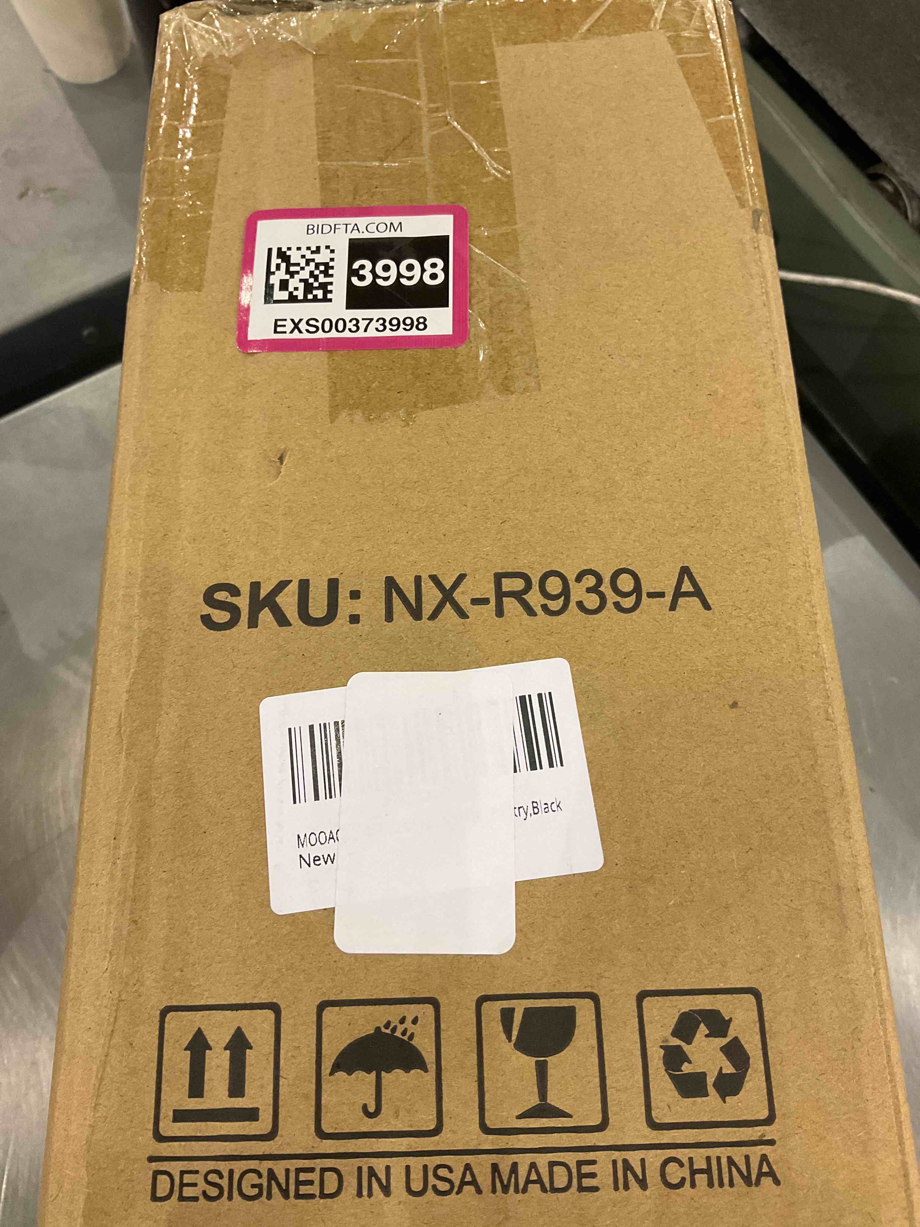 https://s3.amazonaws.com/lotting-images-prod/bidfta/EXS00373998_1691667222859.jpeg