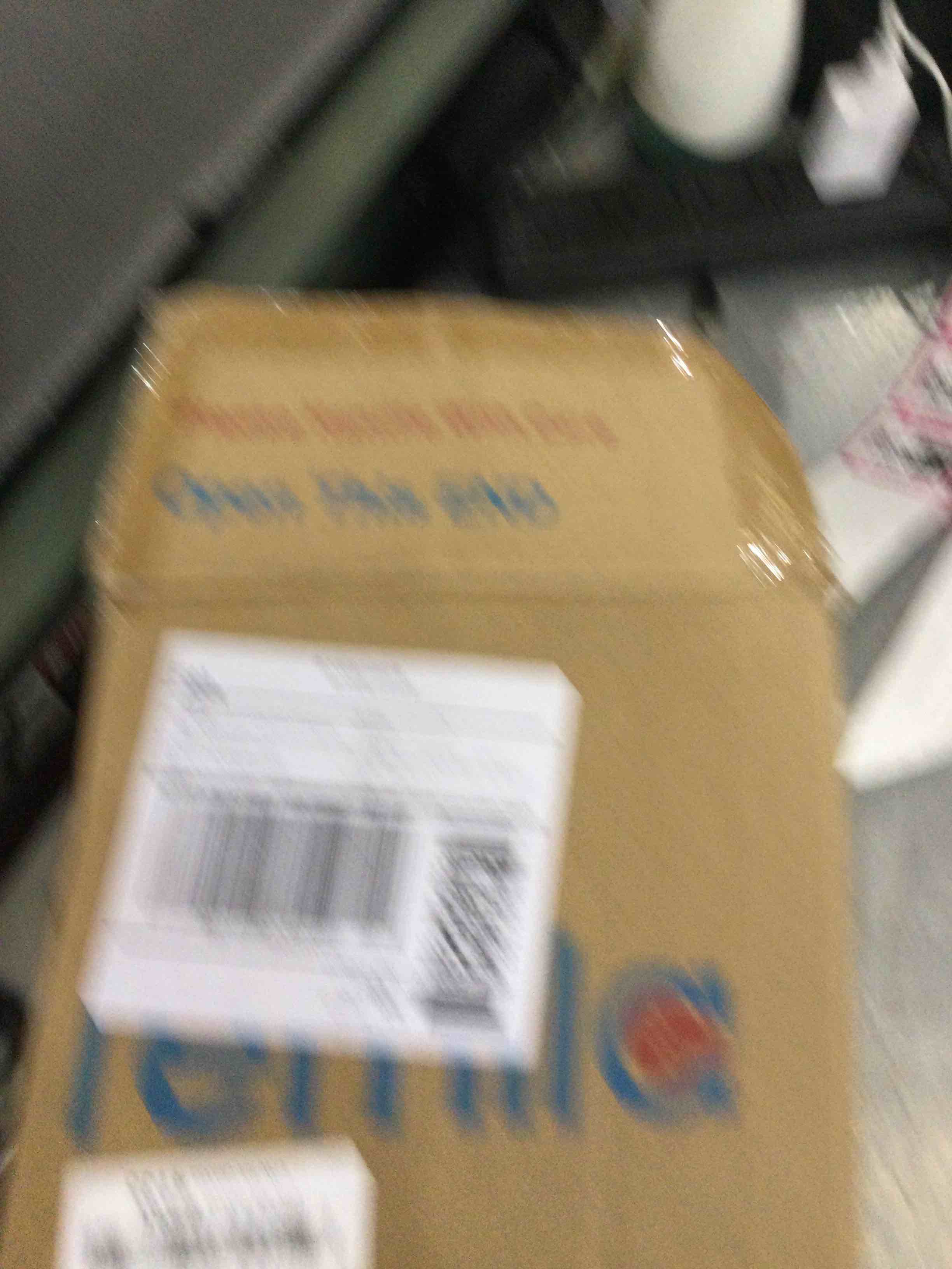 https://s3.amazonaws.com/lotting-images-prod/bidfta/EXS00374171_1690989548210.jpeg