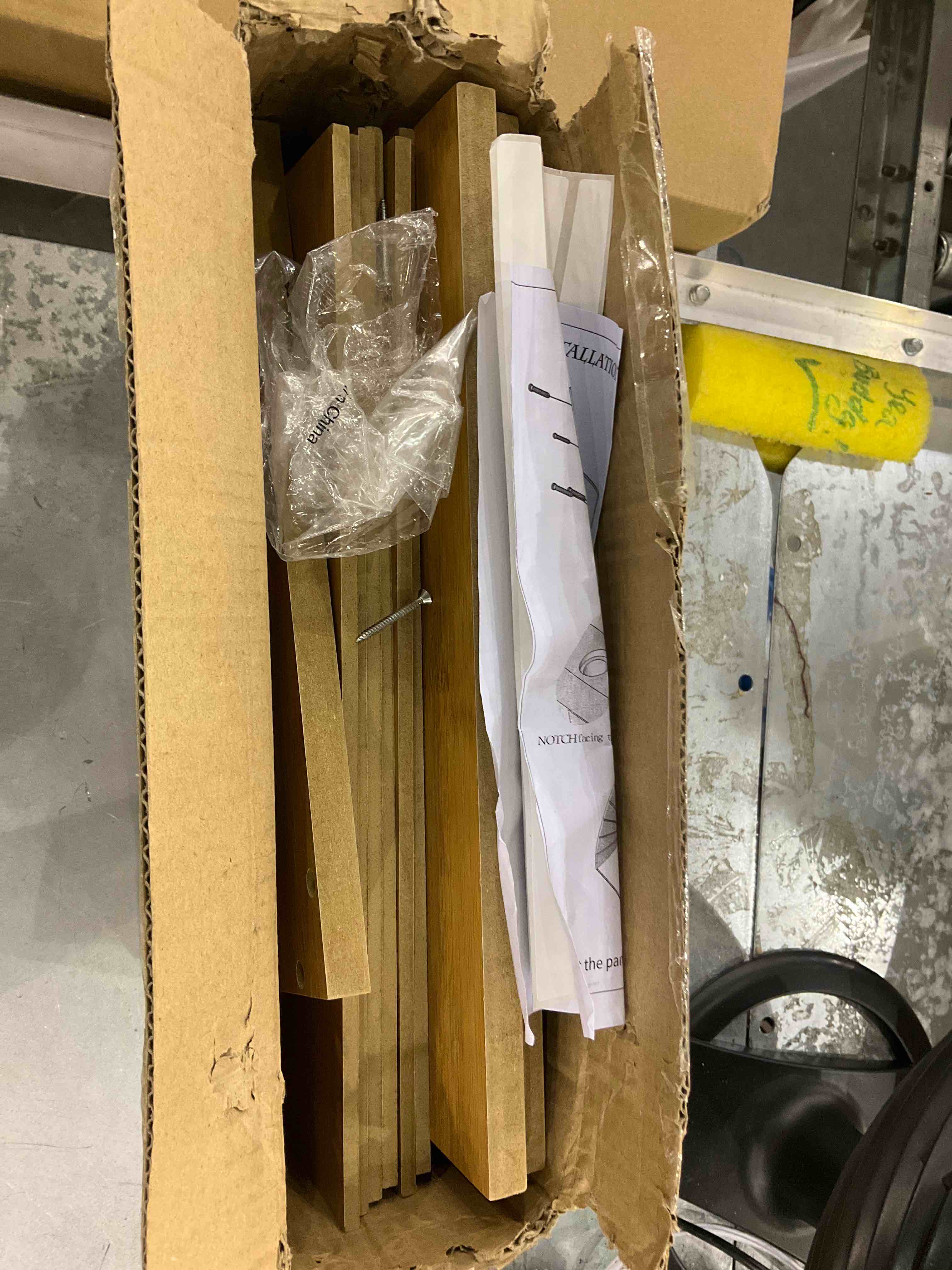 https://s3.amazonaws.com/lotting-images-prod/bidfta/EXS00375296_1691156715971.jpeg