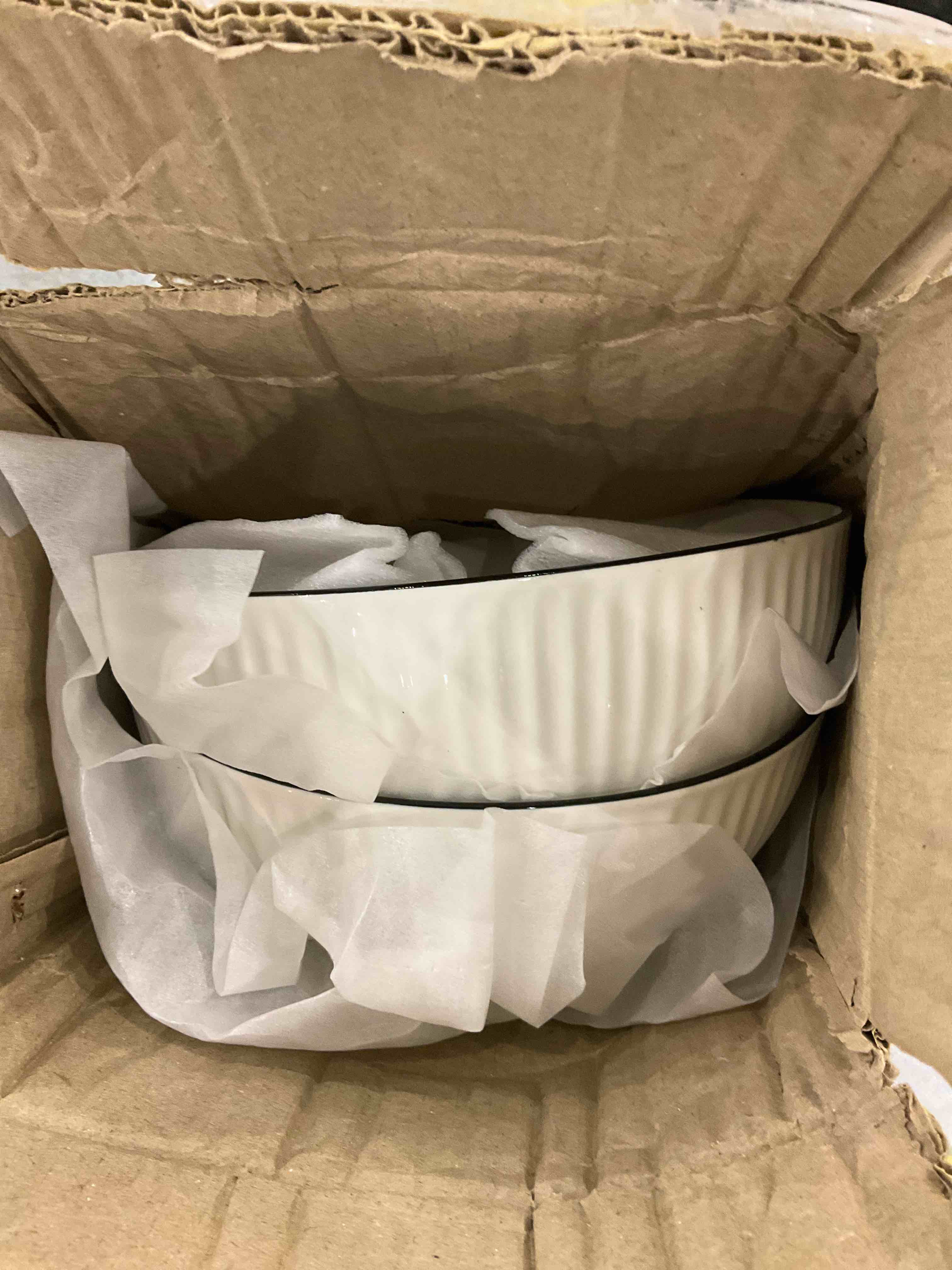 https://s3.amazonaws.com/lotting-images-prod/bidfta/EXS00375310_1691159096439.jpeg