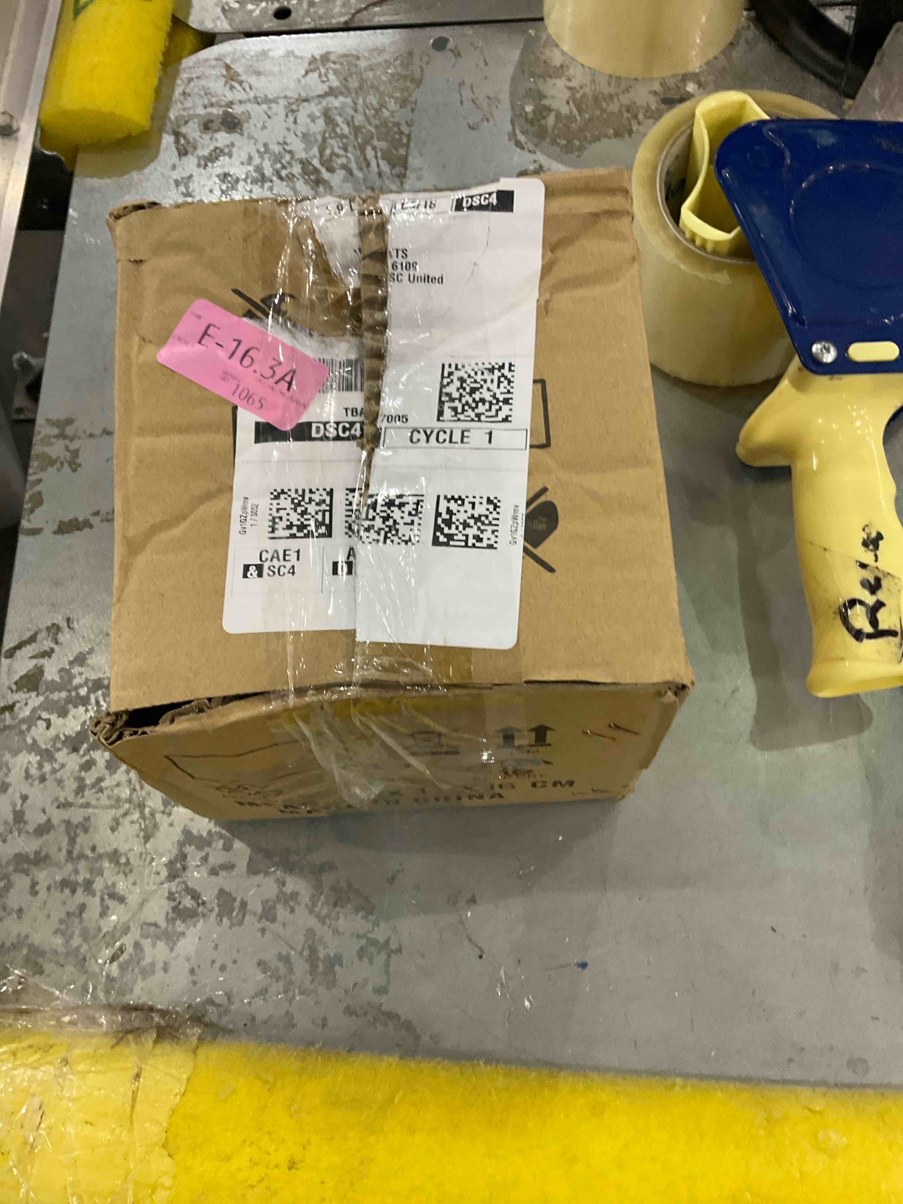 https://s3.amazonaws.com/lotting-images-prod/bidfta/EXS00375316_1691159810676.jpeg
