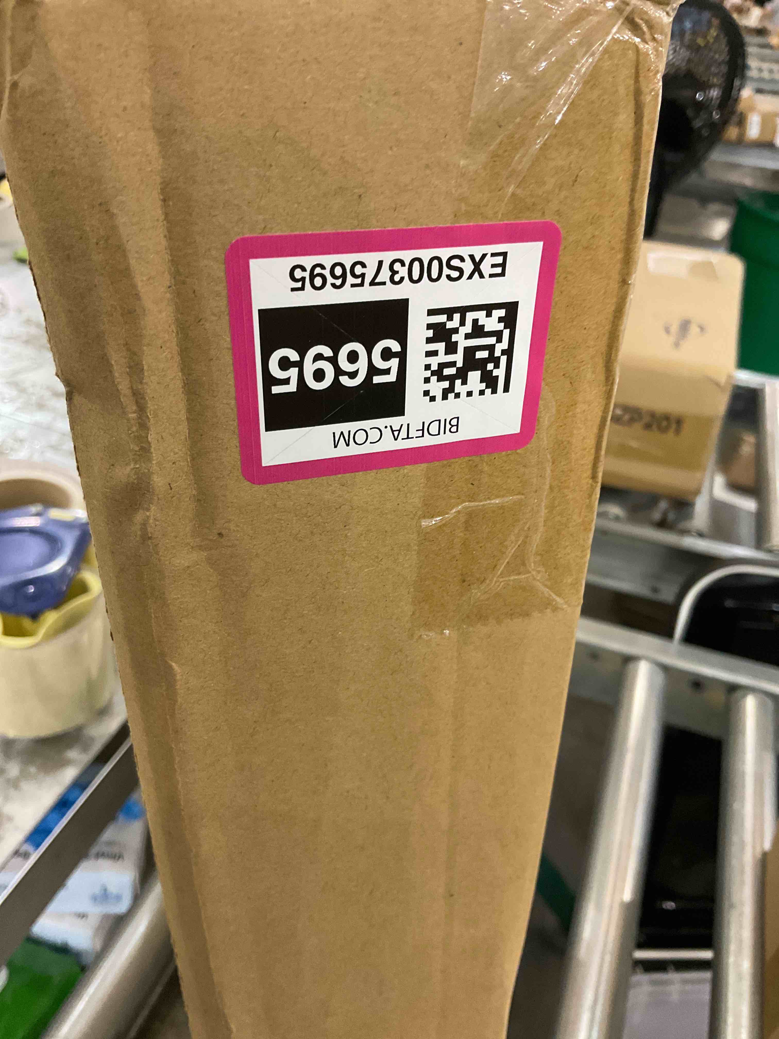 https://s3.amazonaws.com/lotting-images-prod/bidfta/EXS00375695_1690994353222.jpeg