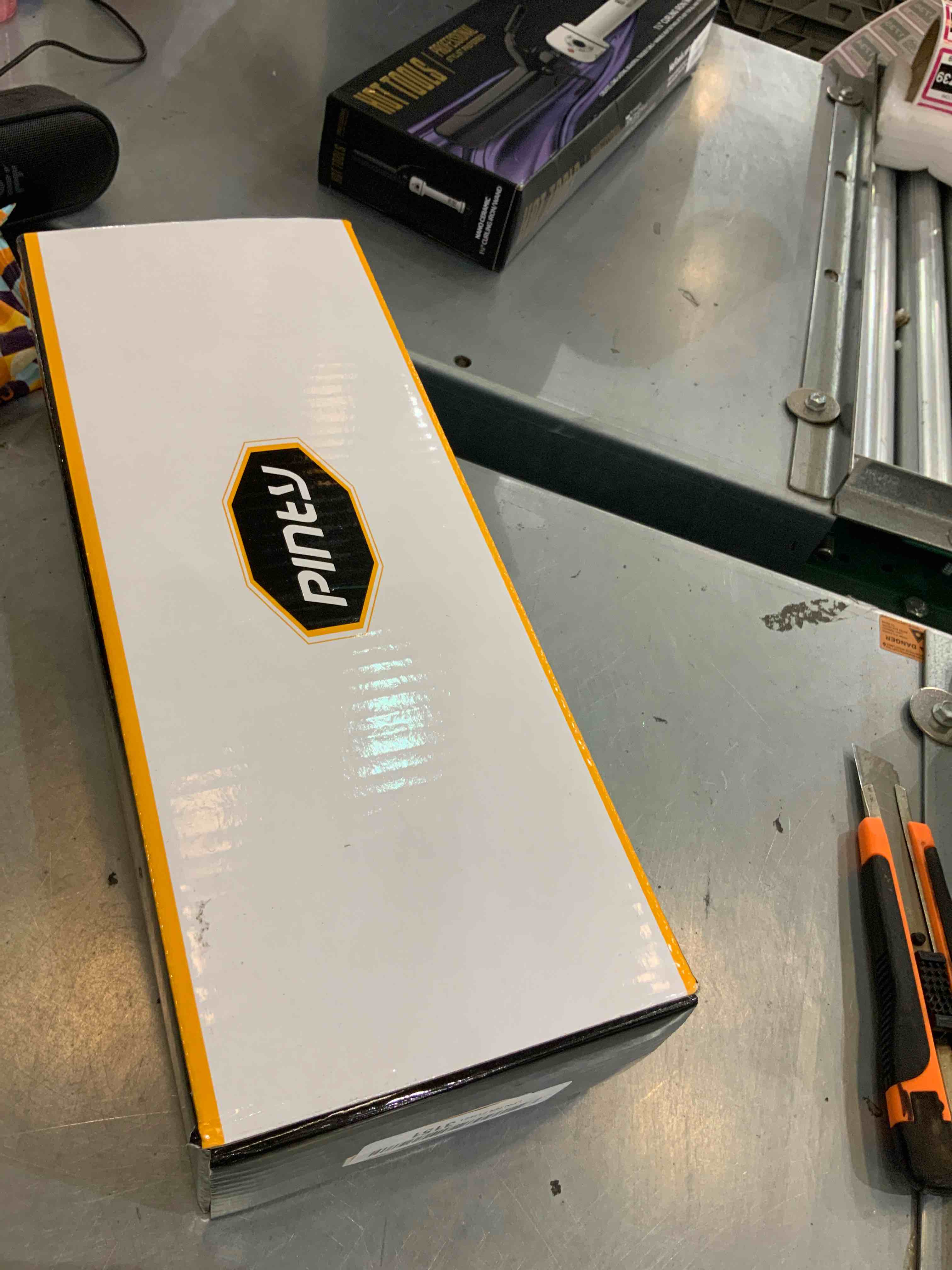 https://s3.amazonaws.com/lotting-images-prod/bidfta/EXS00376349_1690989060254.jpeg