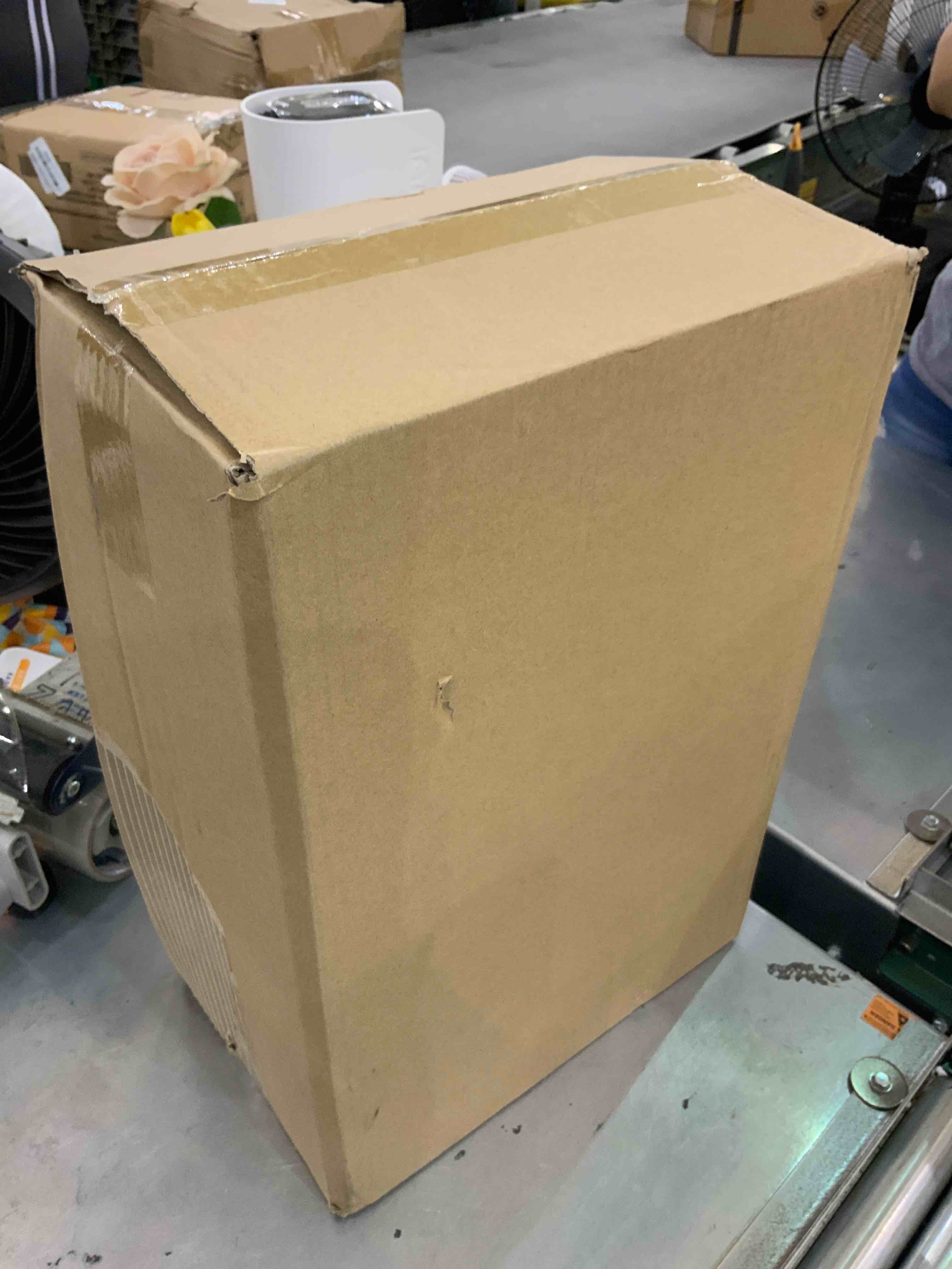 https://s3.amazonaws.com/lotting-images-prod/bidfta/EXS00376394_1690995608205.jpeg
