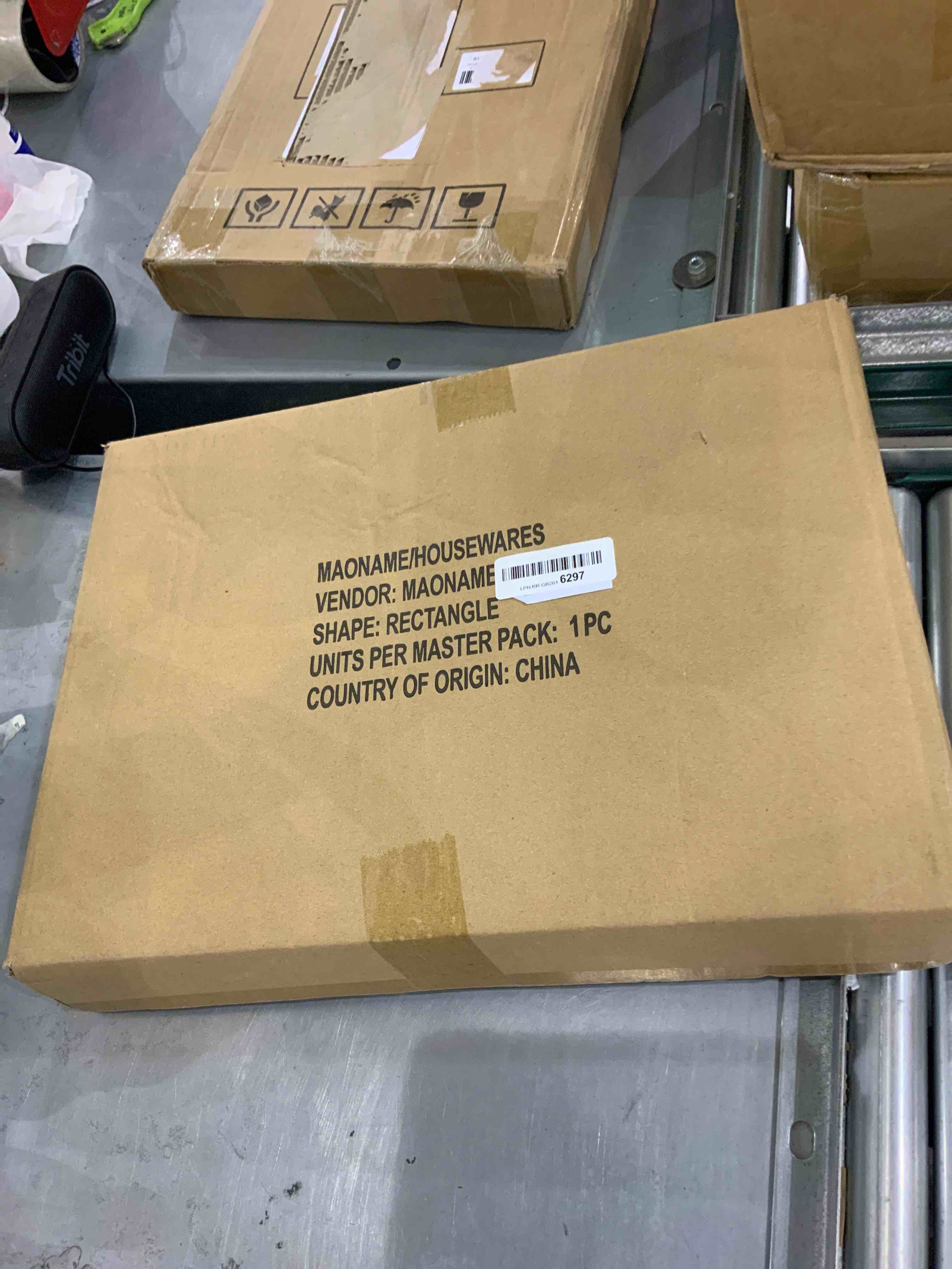 https://s3.amazonaws.com/lotting-images-prod/bidfta/EXS00376635_1691077265403.jpeg