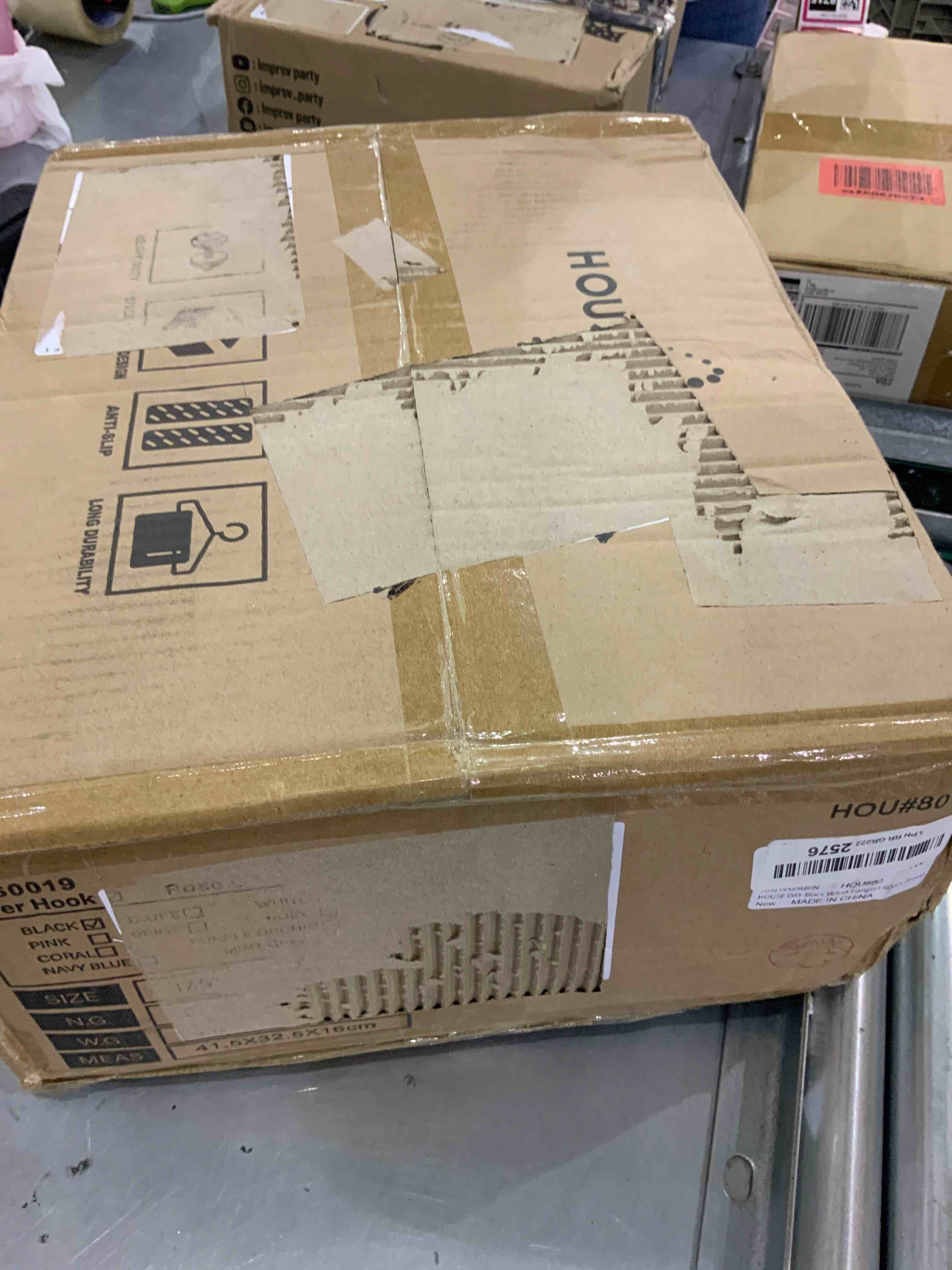 https://s3.amazonaws.com/lotting-images-prod/bidfta/EXS00376822_1691157485667.jpeg