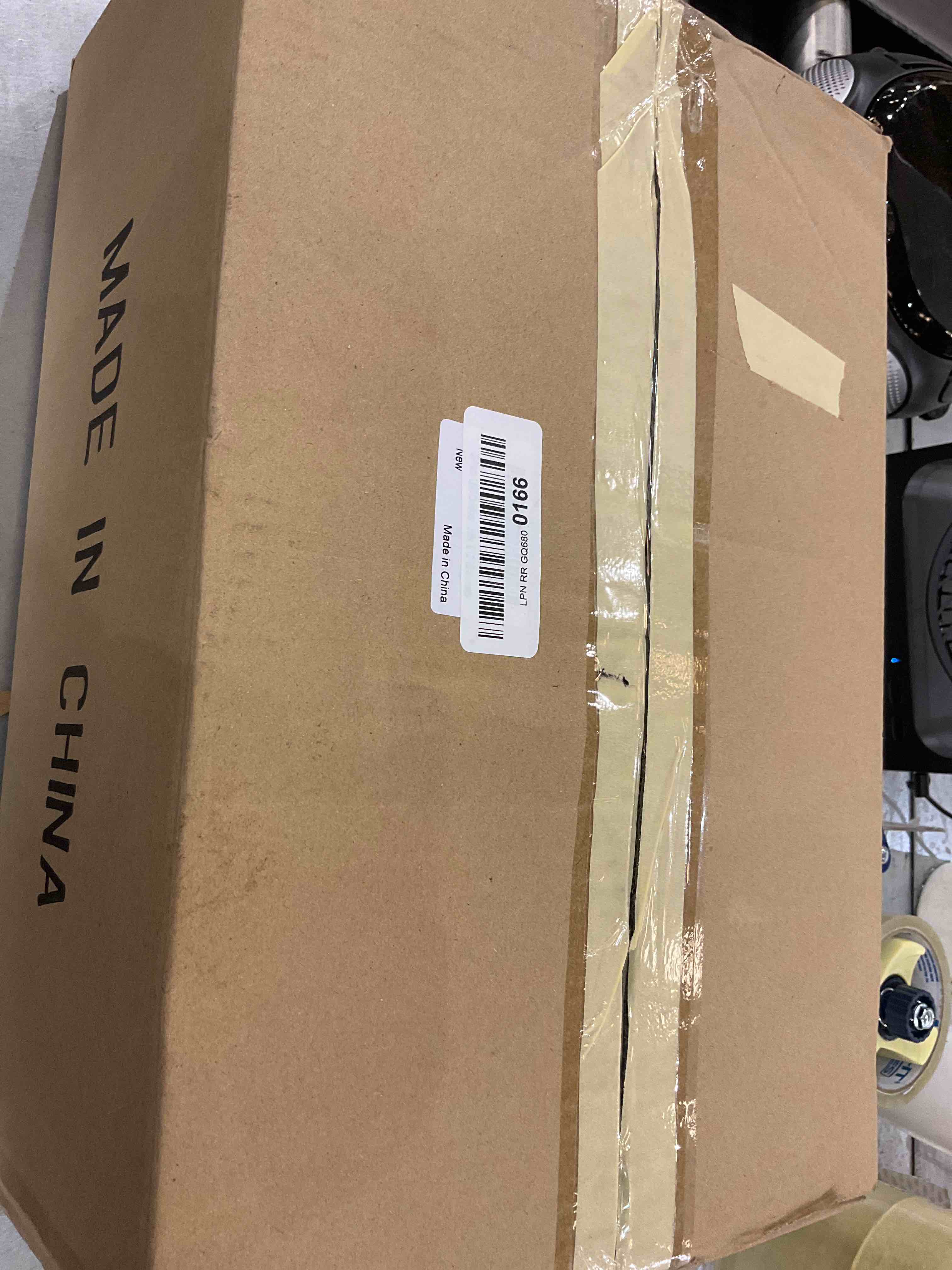 https://s3.amazonaws.com/lotting-images-prod/bidfta/EXS00377269_1690995613218.jpeg