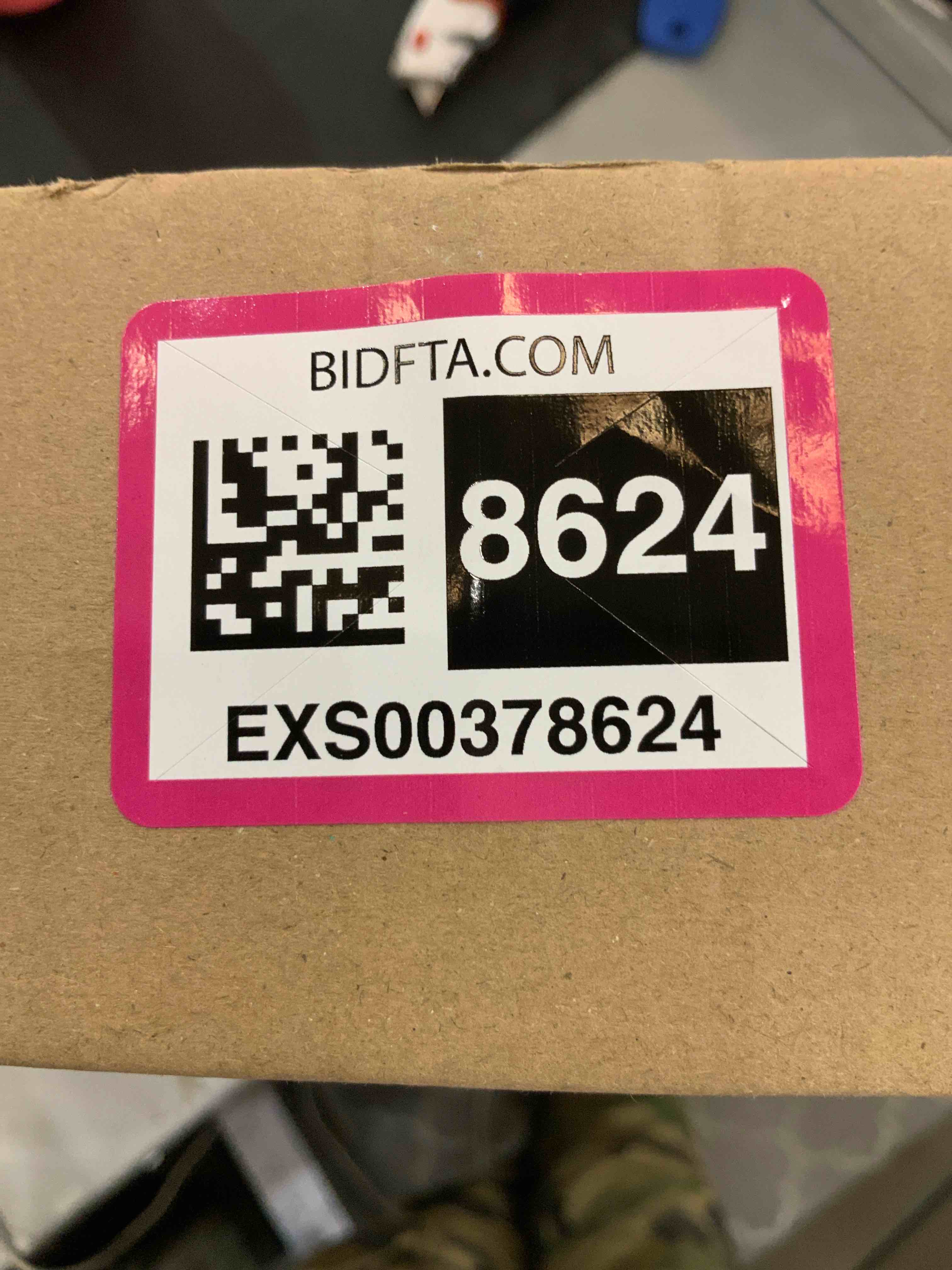 https://s3.amazonaws.com/lotting-images-prod/bidfta/EXS00378624_1690995858551.jpeg