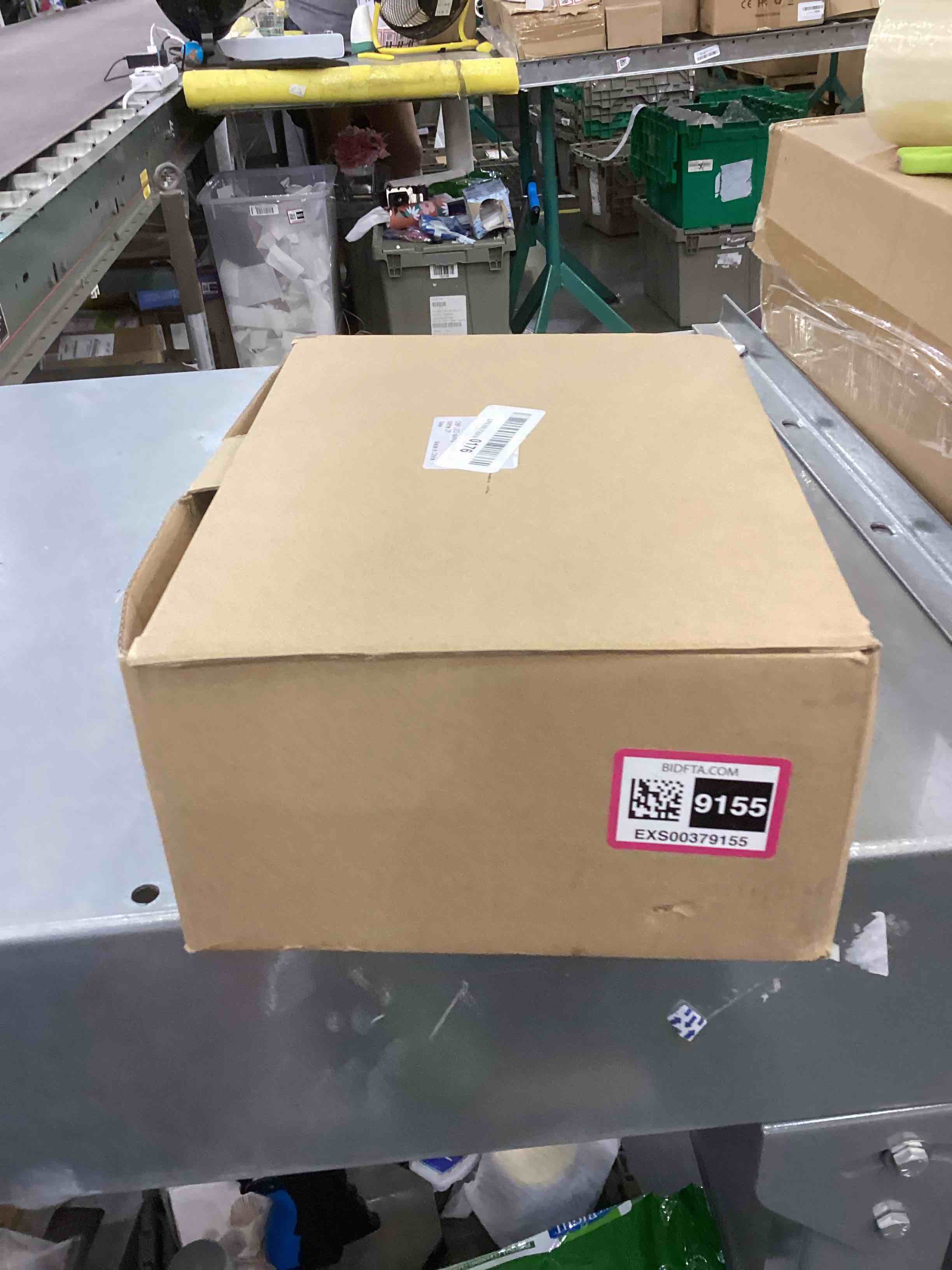 https://s3.amazonaws.com/lotting-images-prod/bidfta/EXS00379155_1690903102584.jpeg