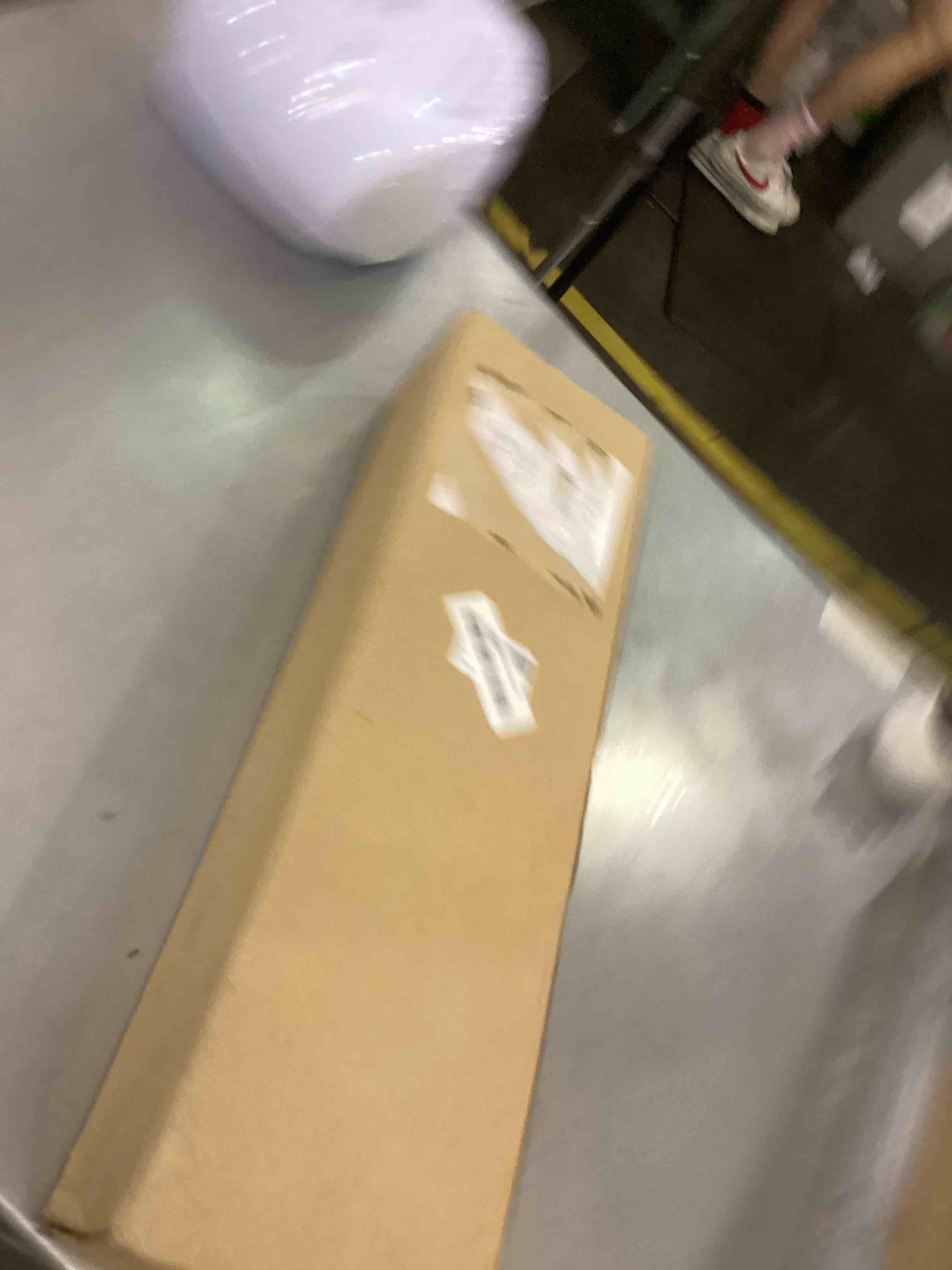 https://s3.amazonaws.com/lotting-images-prod/bidfta/EXS00379316_1690991528258.jpeg