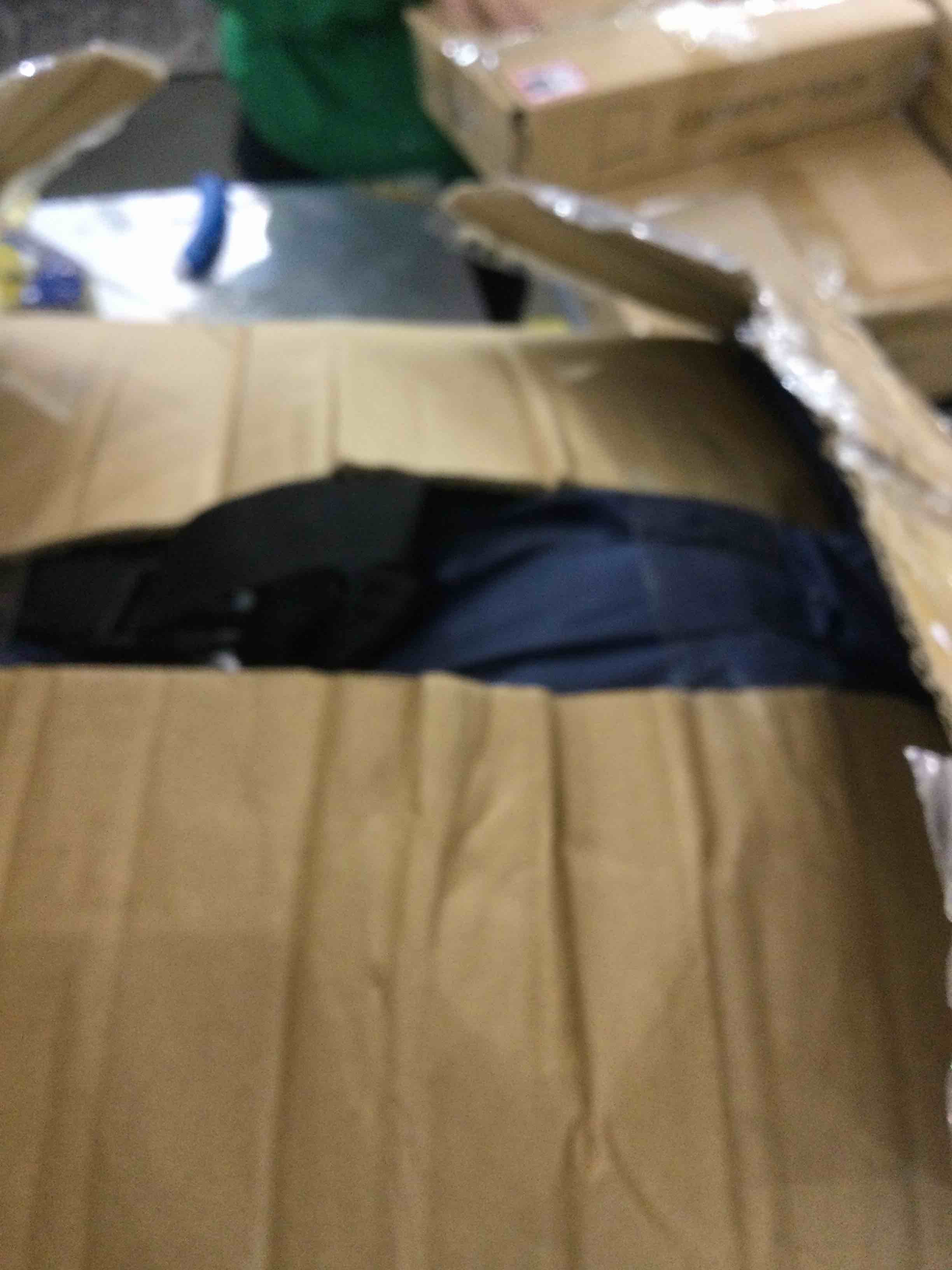 https://s3.amazonaws.com/lotting-images-prod/bidfta/EXS00386124_1703004366599.jpeg